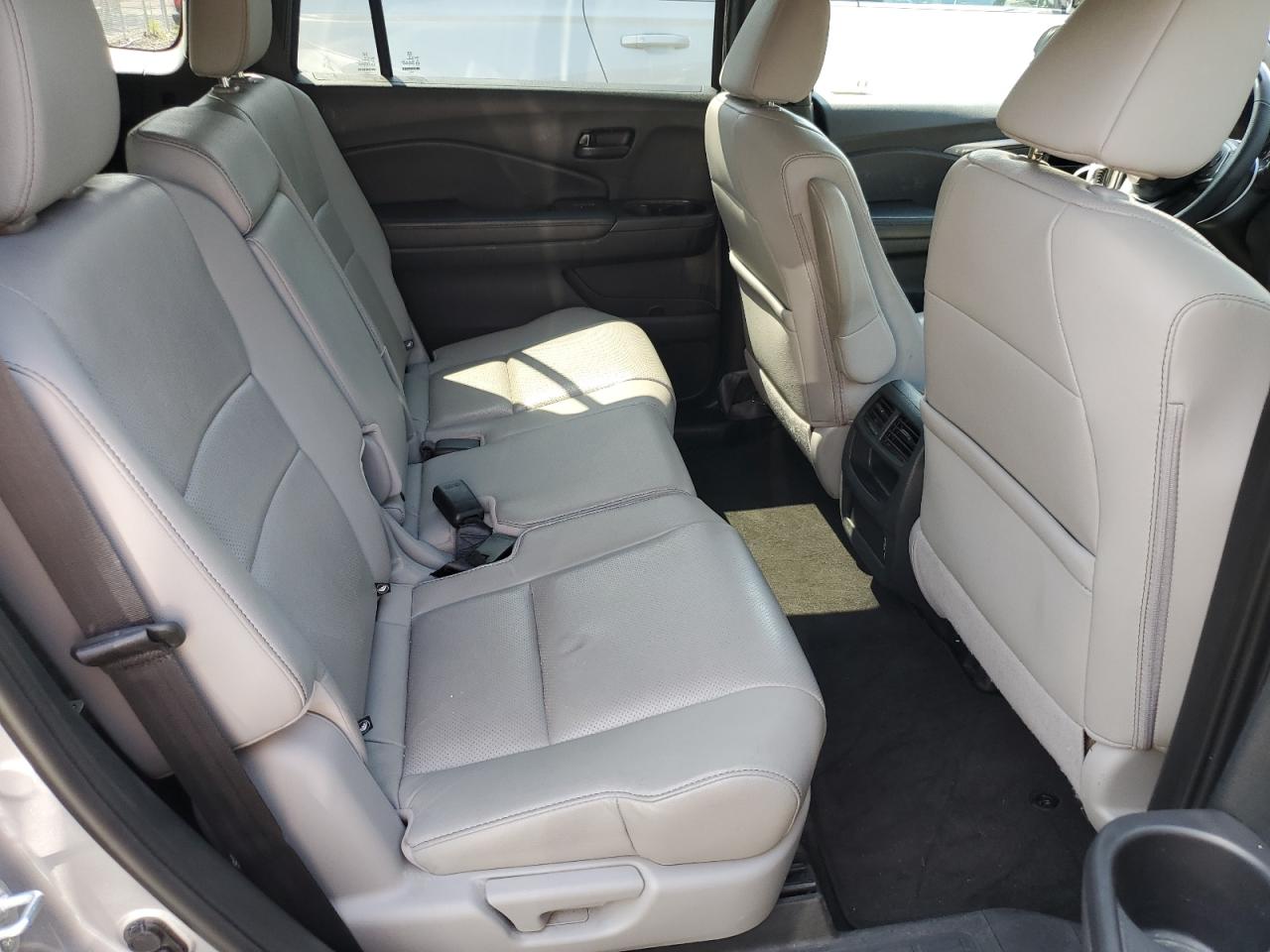 2022 Honda Passport Exl VIN: 5FNYF8H54NB016744 Lot: 68300254