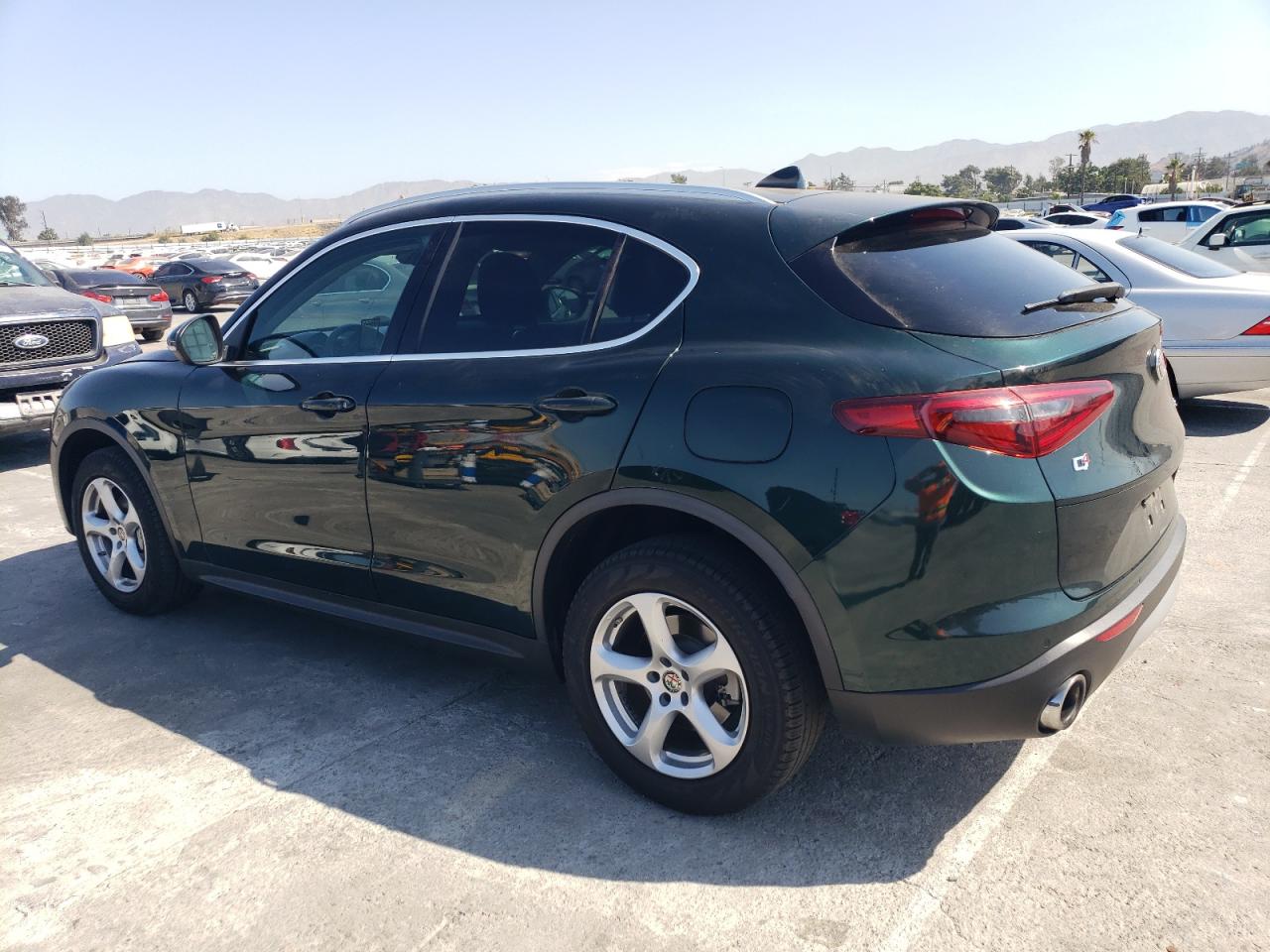 ZASFAKAN8J7B99649 2018 ALFA ROMEO STELVIO - Image 2