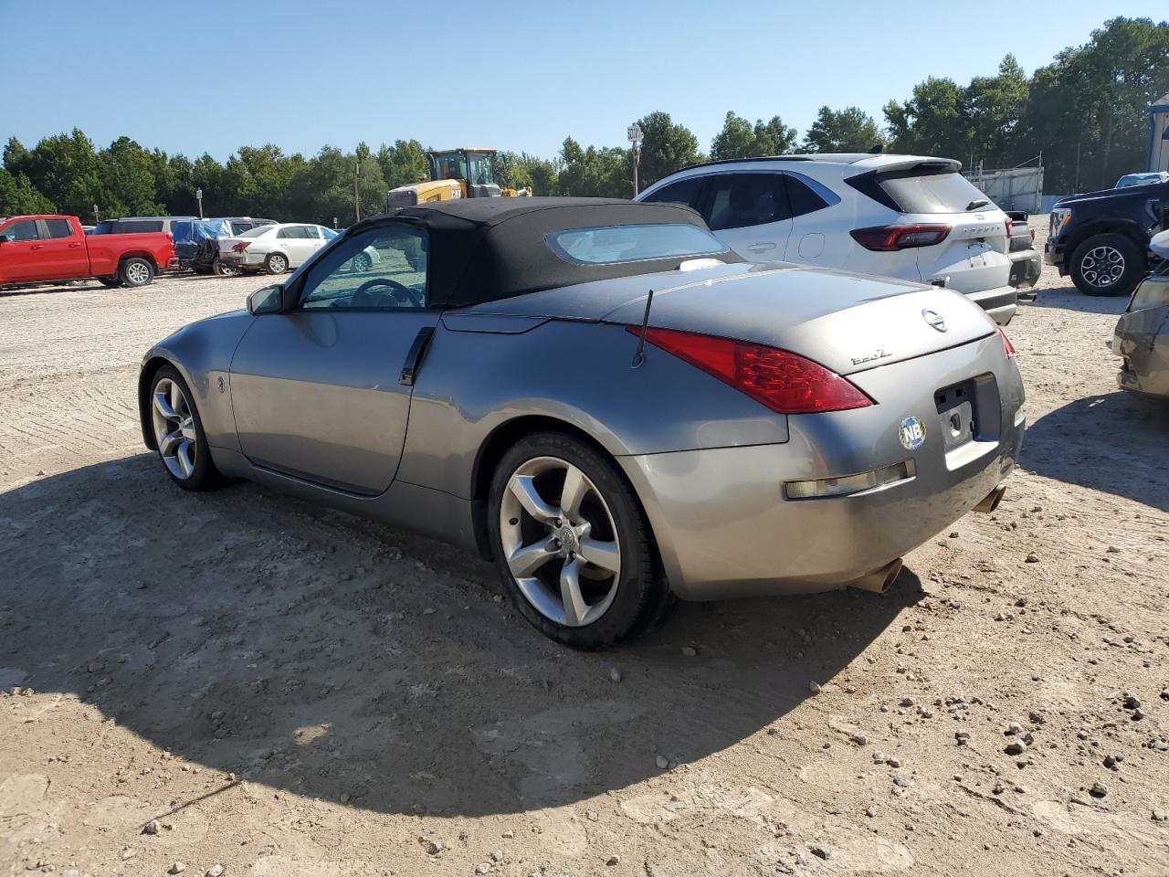 2007 Nissan 350Z - Image 2