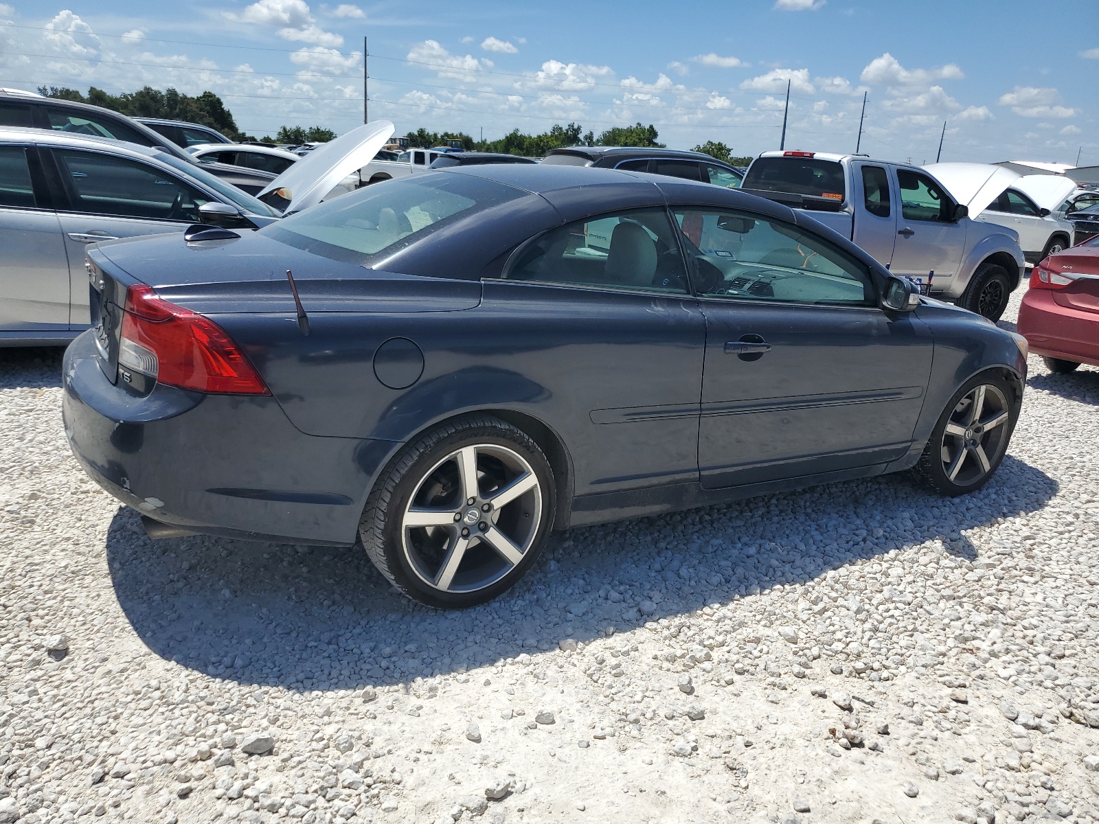 YV1672MCXCJ126445 2012 Volvo C70 T5