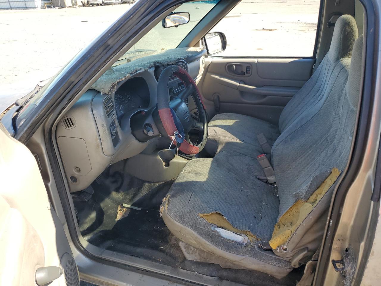 2002 GMC Sonoma VIN: 1GTCS145328186236 Lot: 68099474