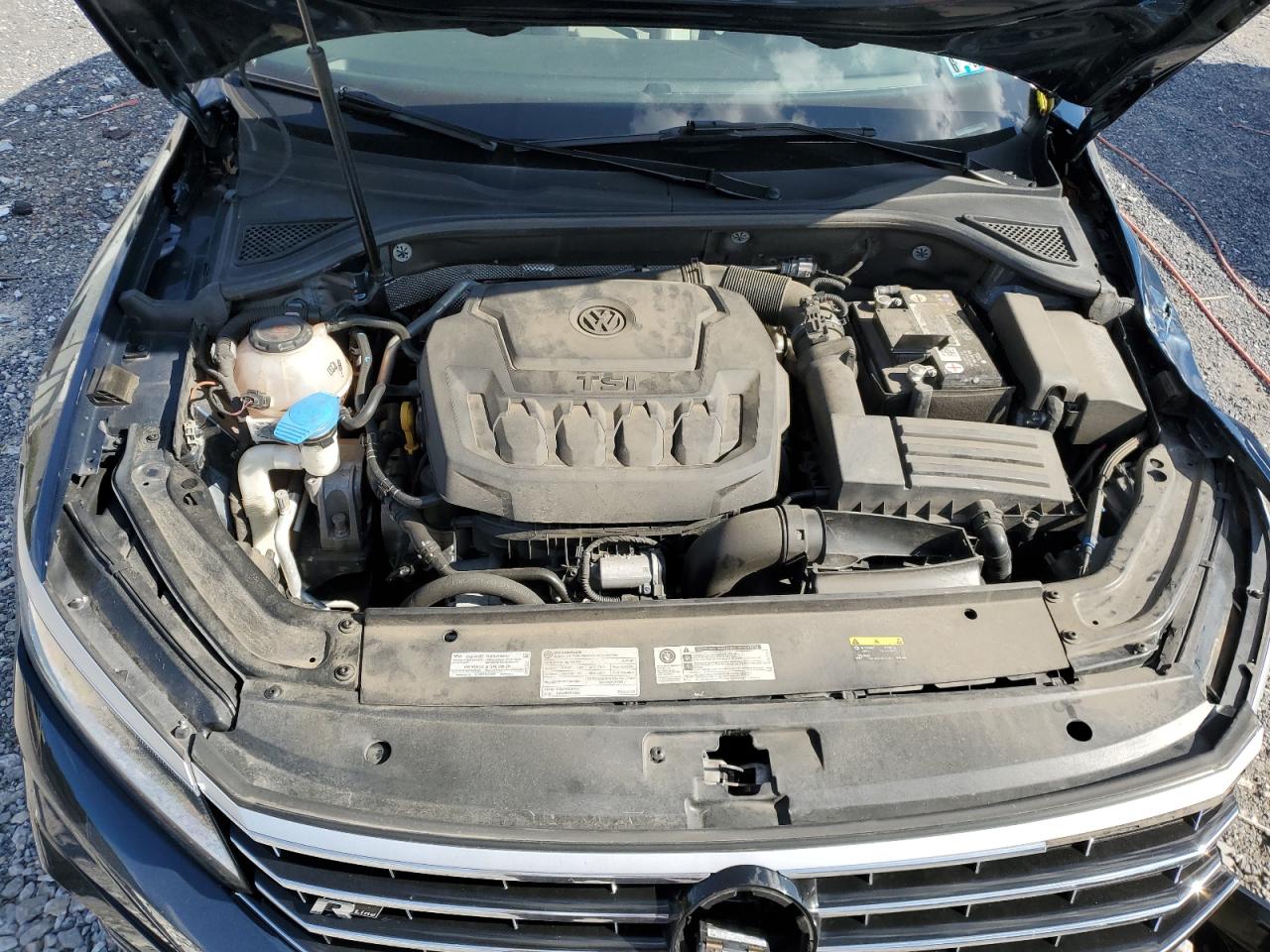 2019 Volkswagen Passat Se R-Line VIN: 1VWMA7A33KC002890 Lot: 68276474