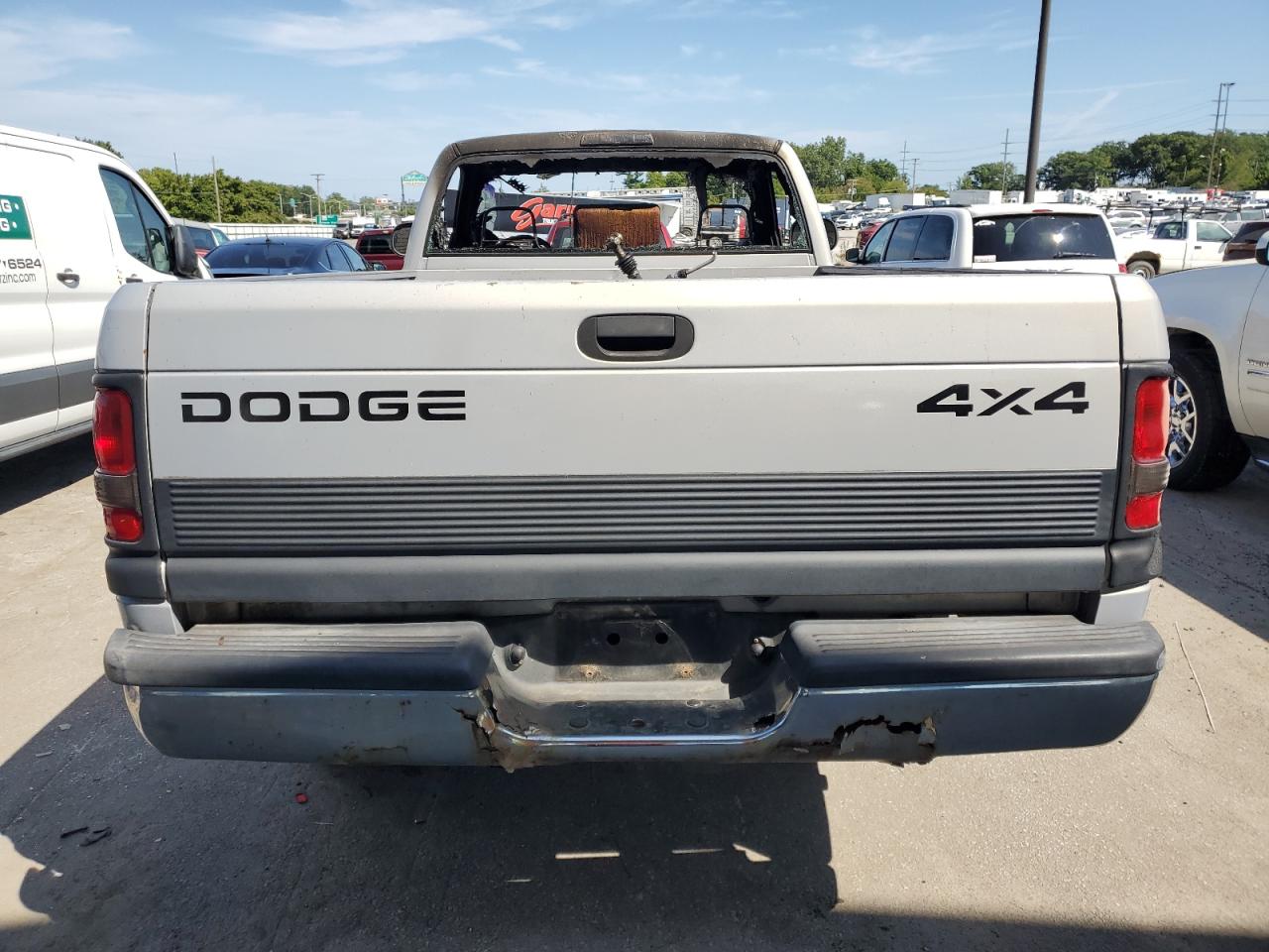 1999 Dodge Ram 1500 VIN: 1B7HF16Y1XS280627 Lot: 68612354