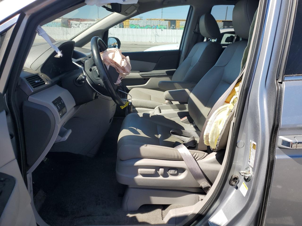 5FNRL6H70JB035370 2018 Honda Odyssey Exl