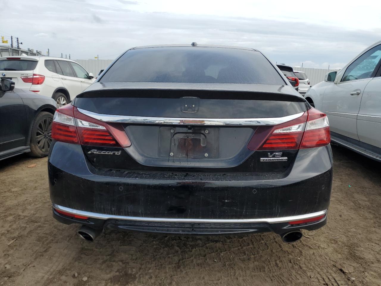 1HGCR3F95HA029253 2017 Honda Accord Touring