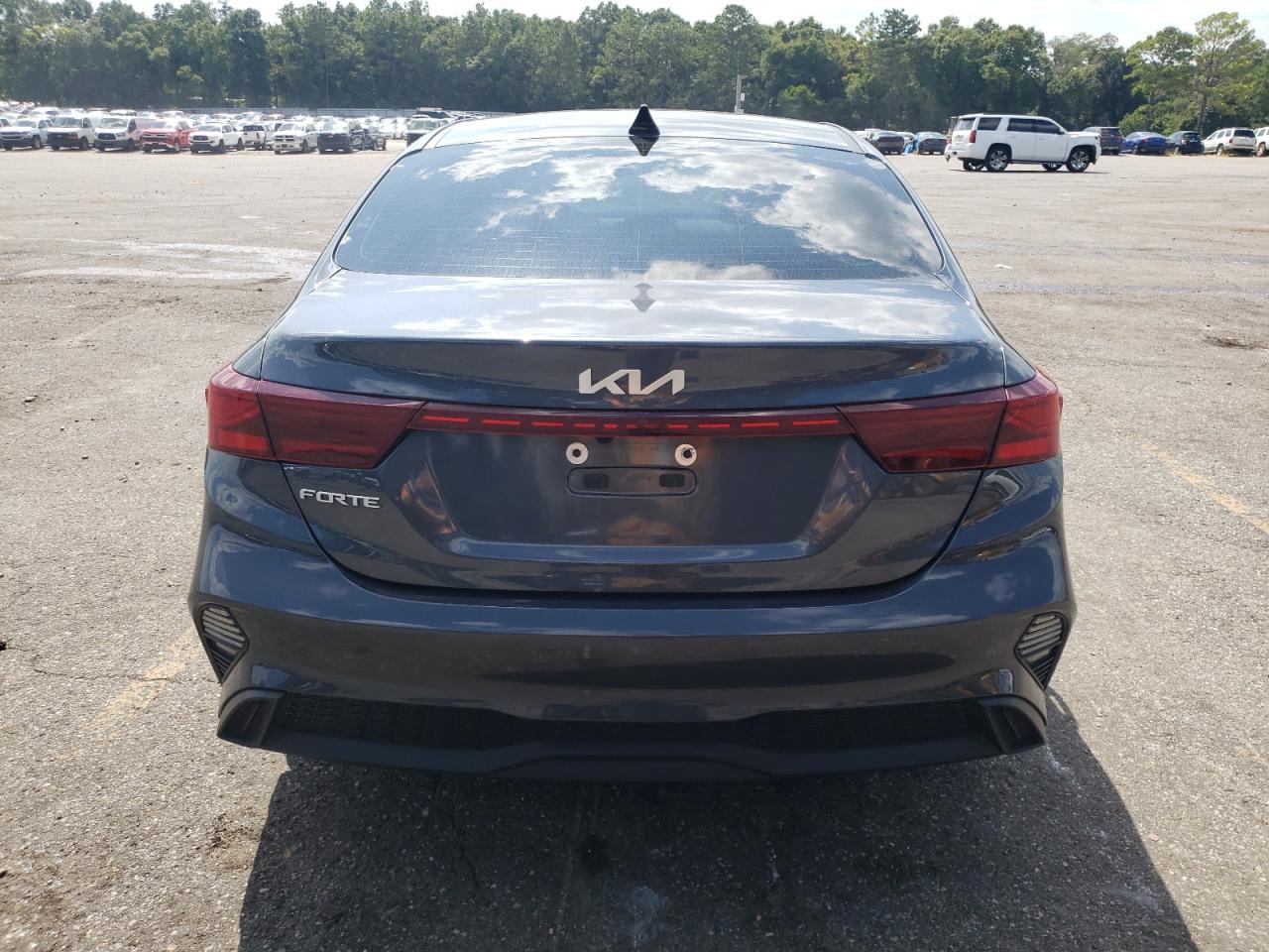 3KPF24AD4PE566631 2023 Kia Forte Lx