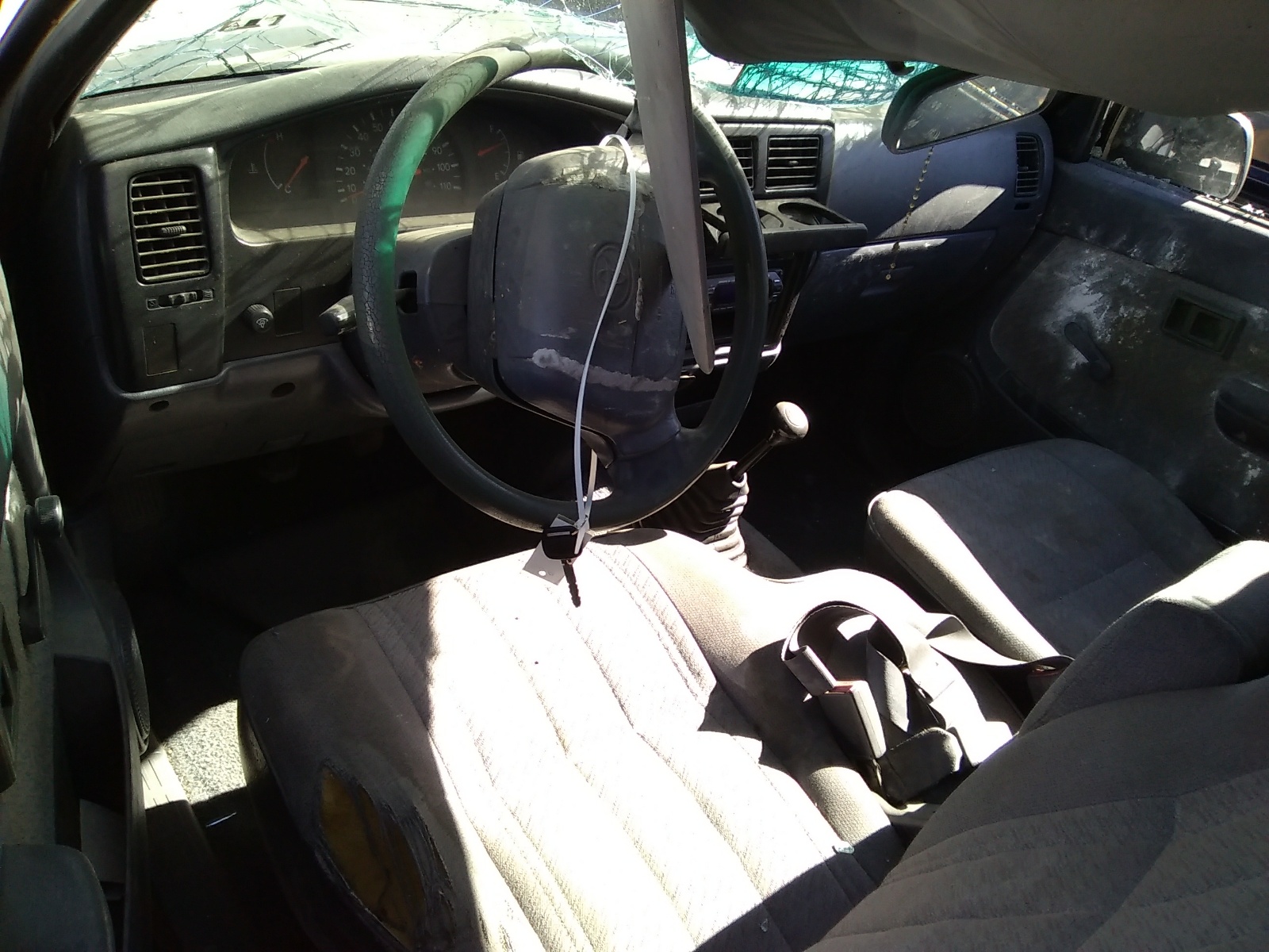 4TAVL52N5VZ276045 1997 Toyota Tacoma Xtracab