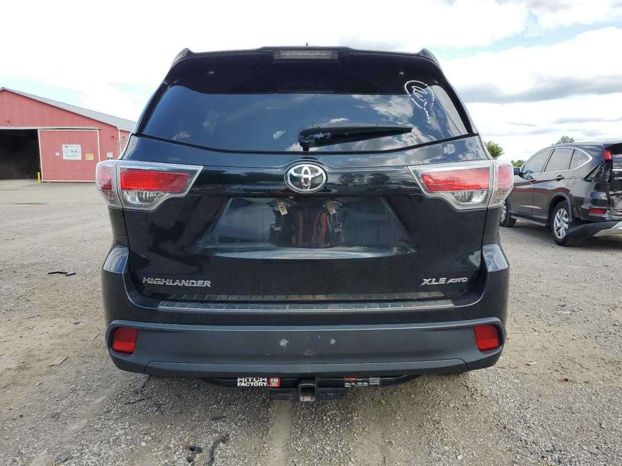 5TDJKRFH1GS501275 2016 Toyota Highlander Xle