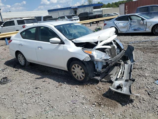  NISSAN VERSA 2018 Biały