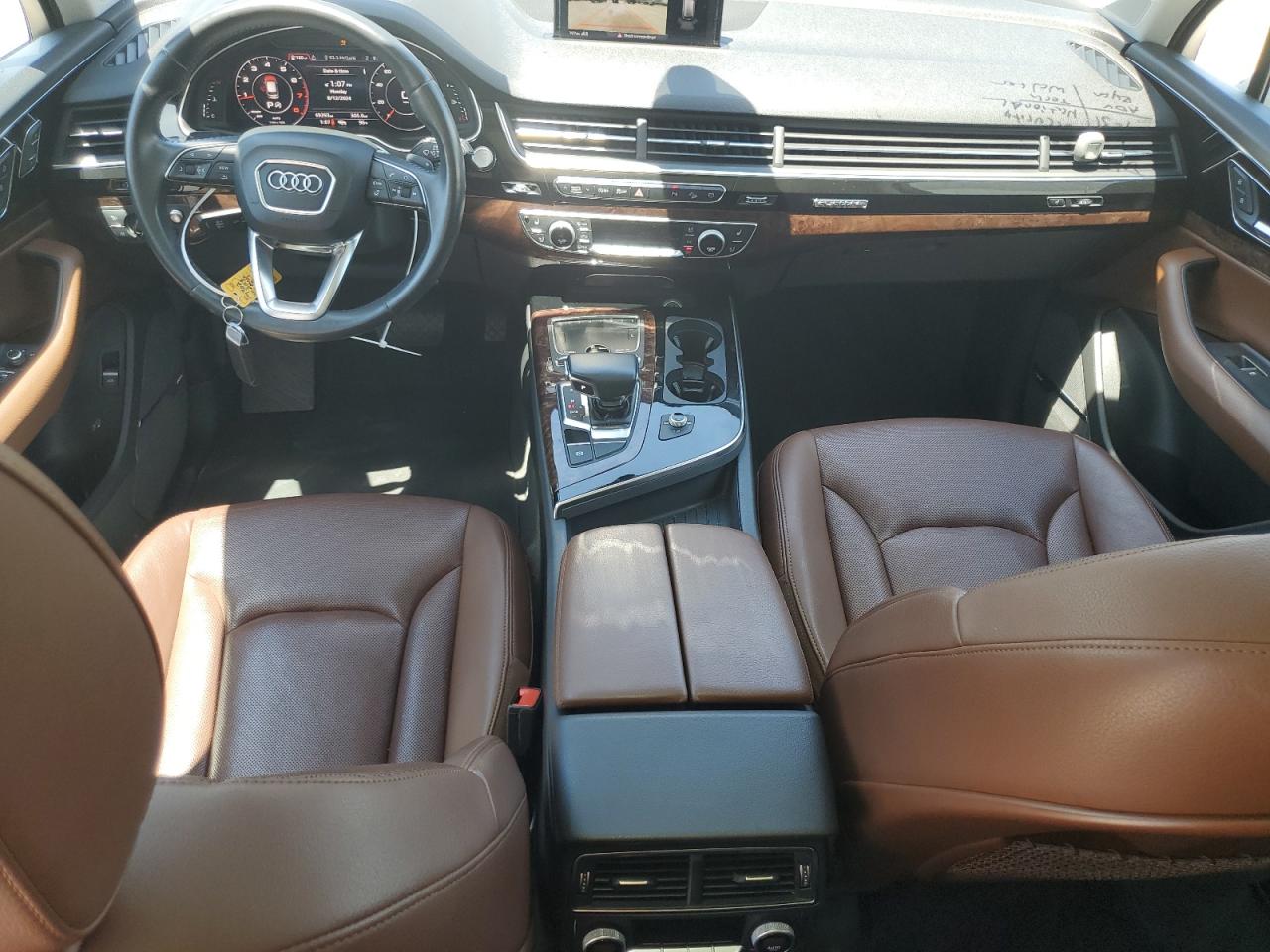 WA1VAAF77JD027035 2018 Audi Q7 Prestige