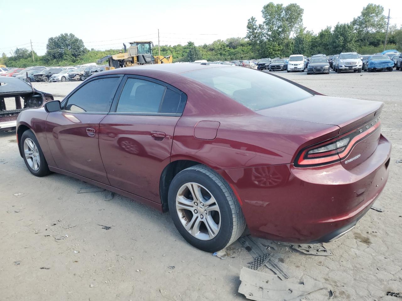 2C3CDXBG2KH636569 2019 DODGE CHARGER - Image 2