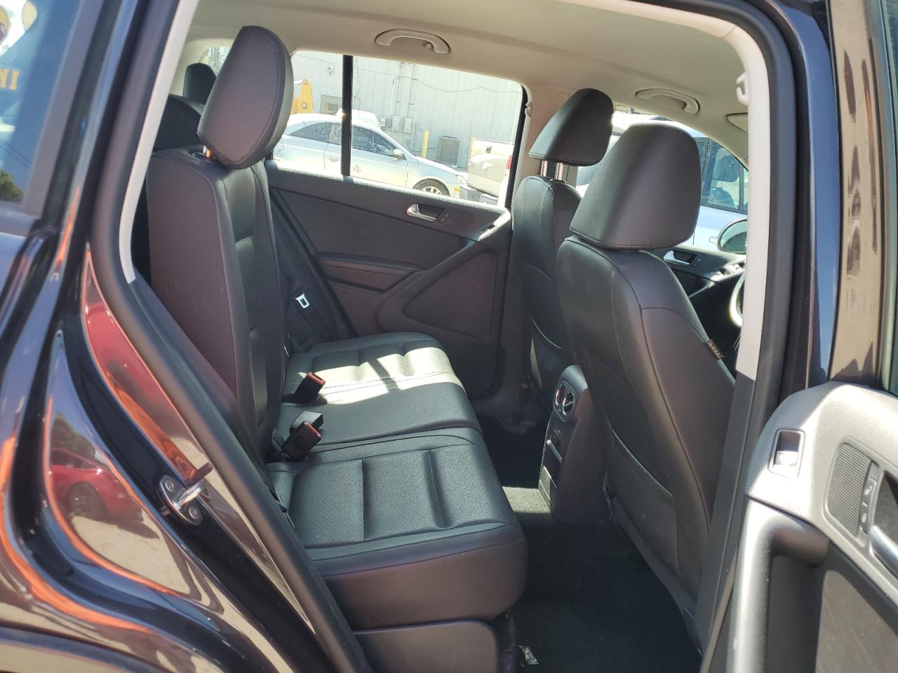 2016 Volkswagen Tiguan S VIN: WVGBV7AX8GW558437 Lot: 68112914