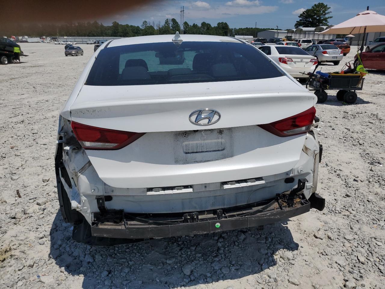 5NPD84LFXHH013175 2017 Hyundai Elantra Se