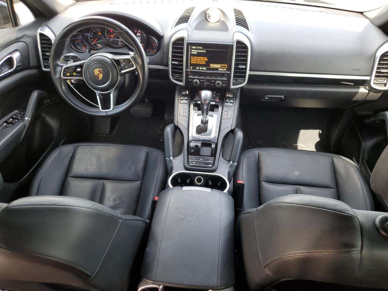 WP1AA2A20GKA10540 2016 Porsche Cayenne