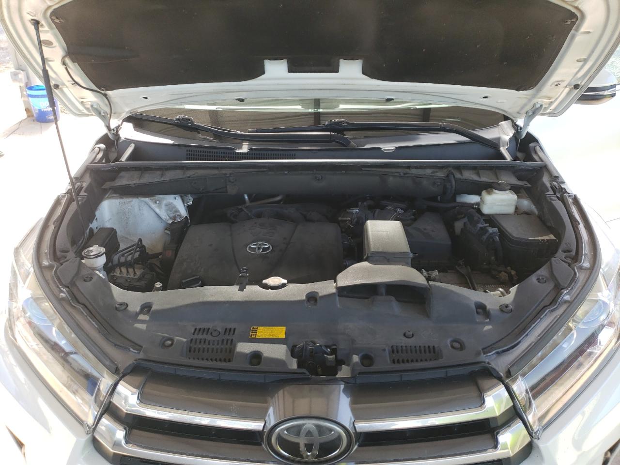 2017 Toyota Highlander Limited VIN: 5TDYZRFHXHS199058 Lot: 65720004