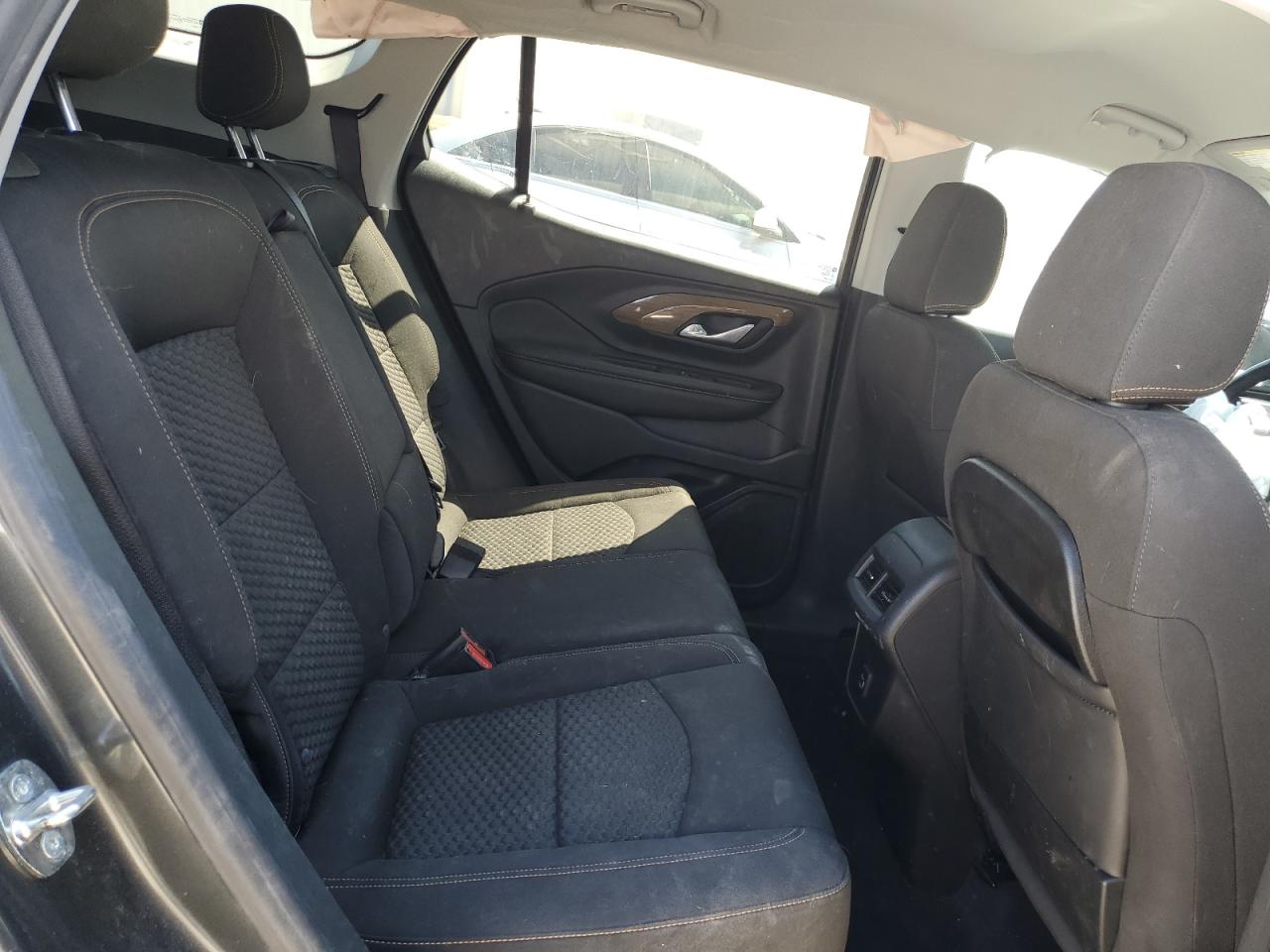 2021 GMC Terrain - Image 11