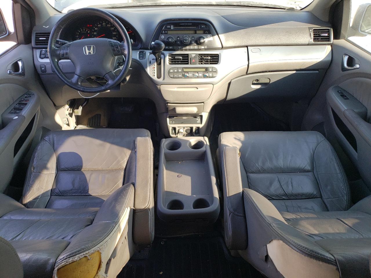 2009 Honda Odyssey - Image 8
