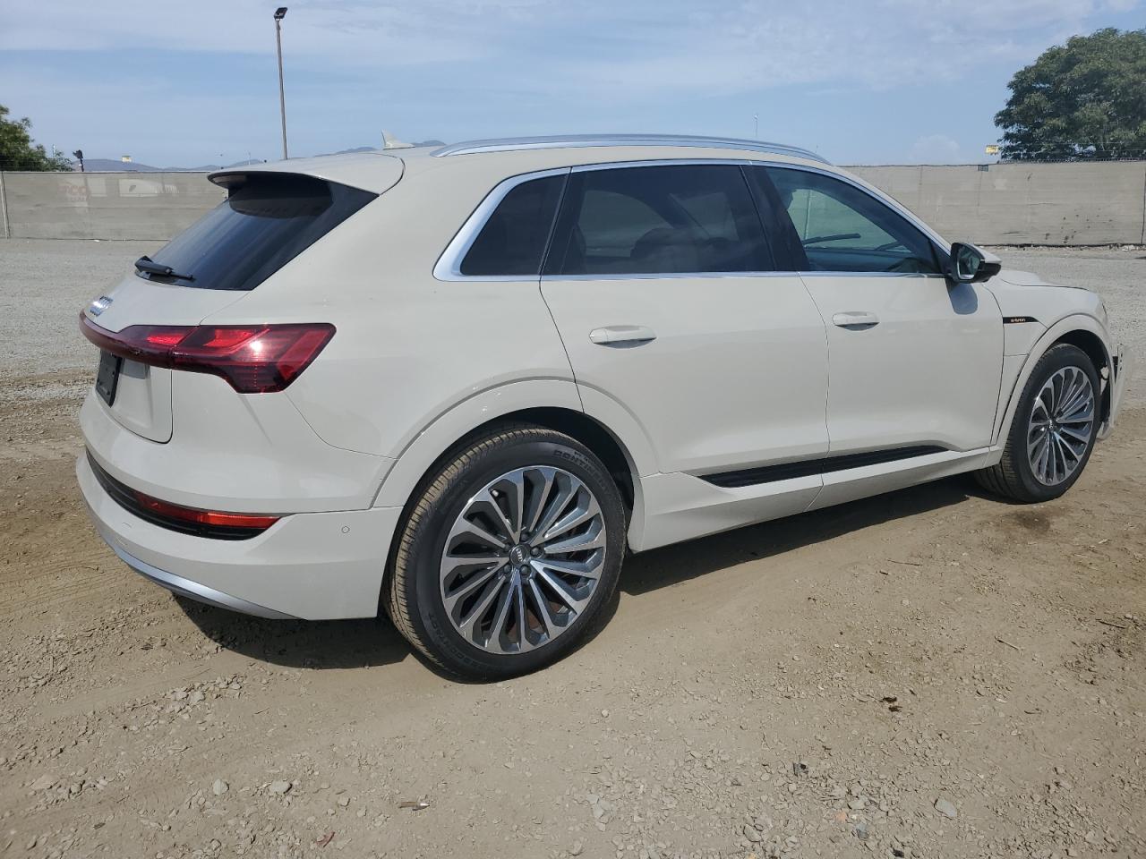 2019 Audi E-Tron Prestige VIN: WA1VAAGE0KB021586 Lot: 66185324