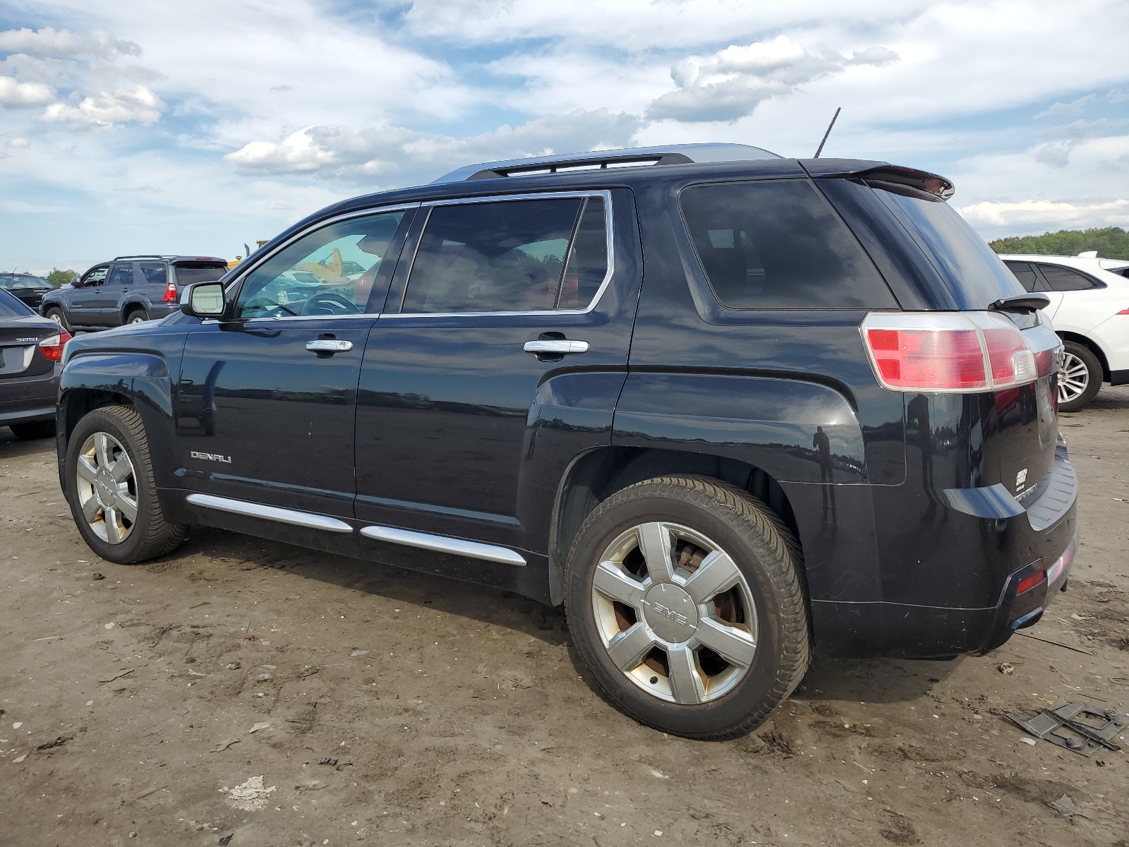 2014 GMC Terrain Denali vin: 2GKFLZE37E6192626