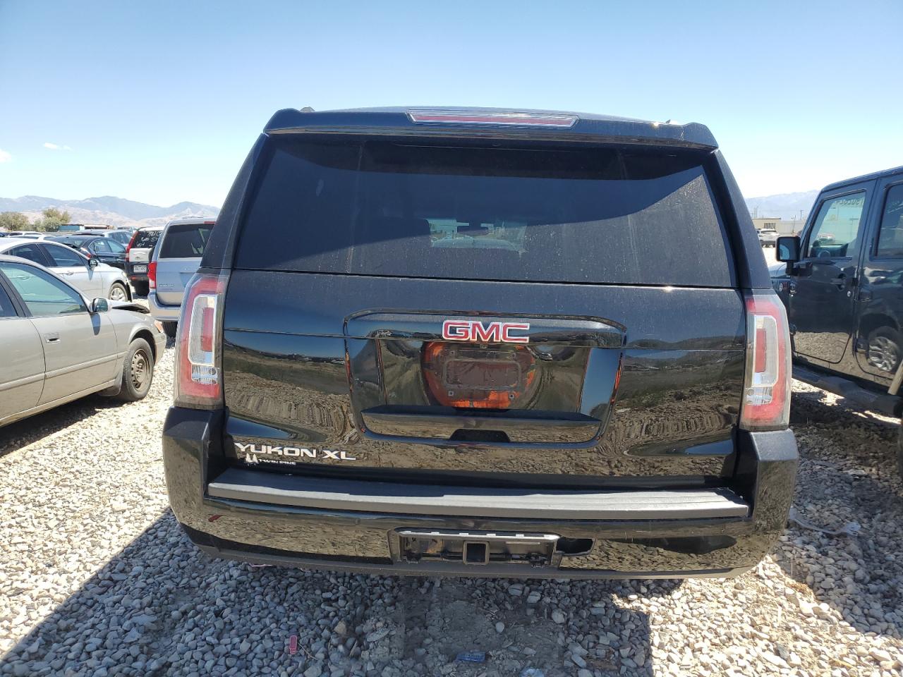 1GKS2FKC1KR118154 2019 GMC Yukon Xl K1500 Sle