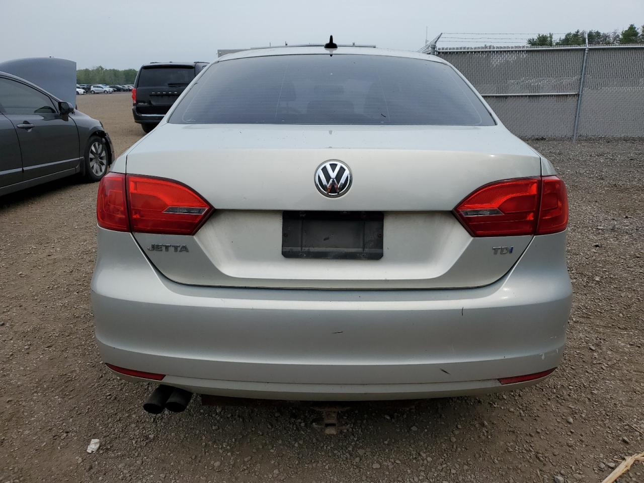 3VWLL7AJ7BM015225 2011 Volkswagen Jetta Tdi