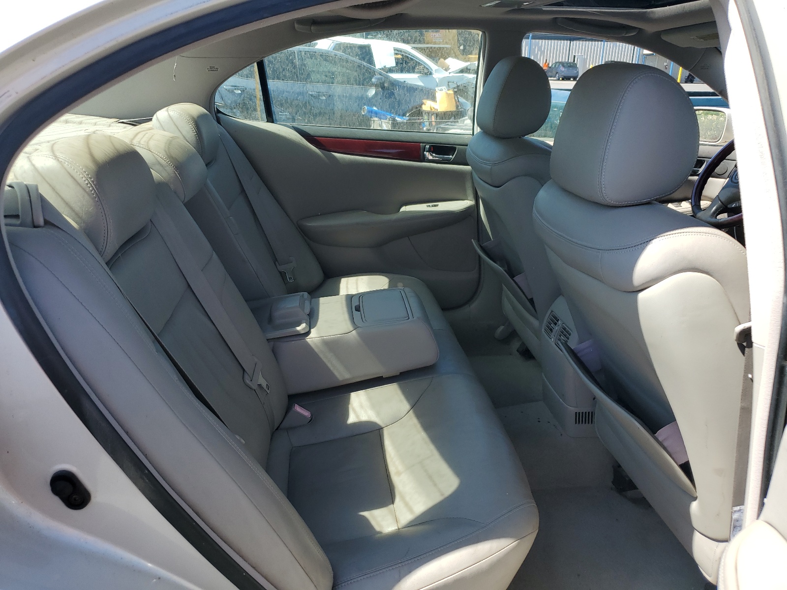 JTHBA30GX40005747 2004 Lexus Es 330