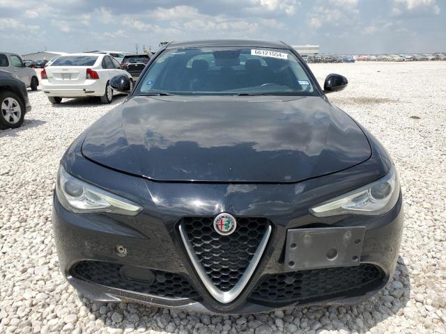  ALFA ROMEO GIULIA 2017 Чорний