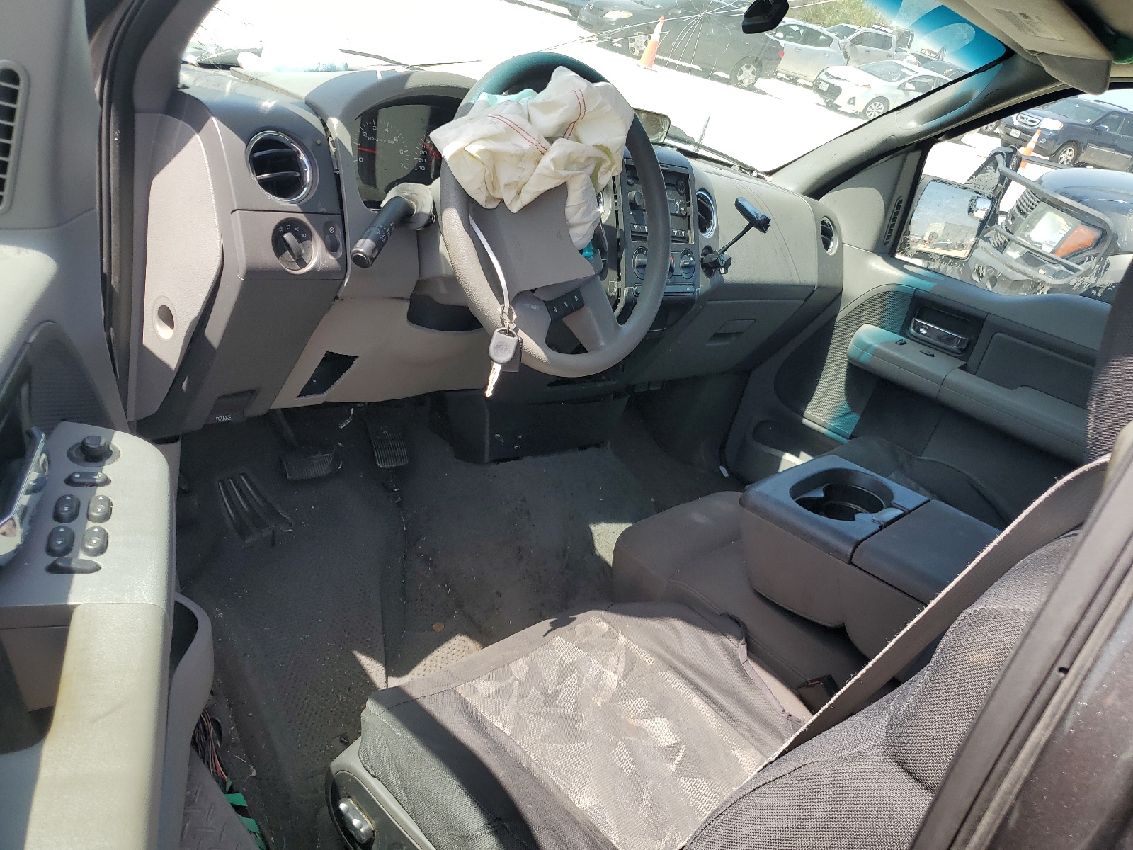 1FTRX12W06NB12643 2006 Ford F150