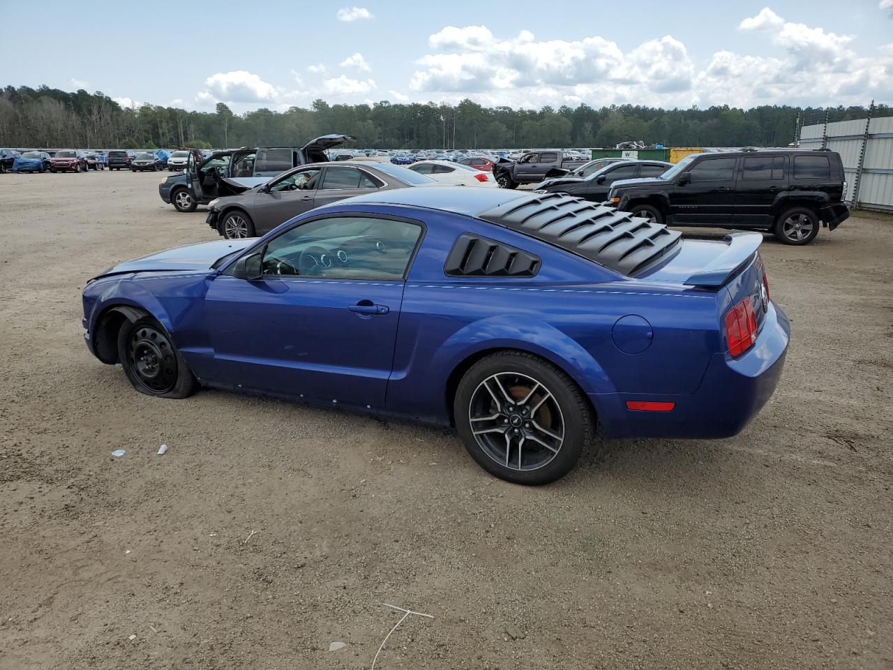 2005 Ford Mustang VIN: 1ZVFT80N455144721 Lot: 66860404