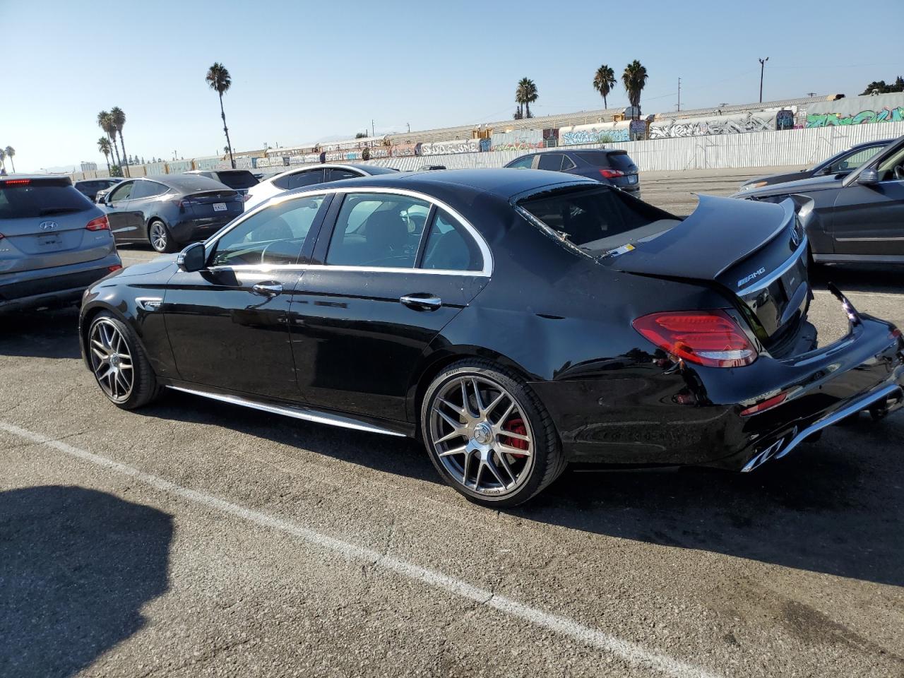 WDDZF8KB3JA363915 2018 MERCEDES-BENZ E CLASS - Image 2