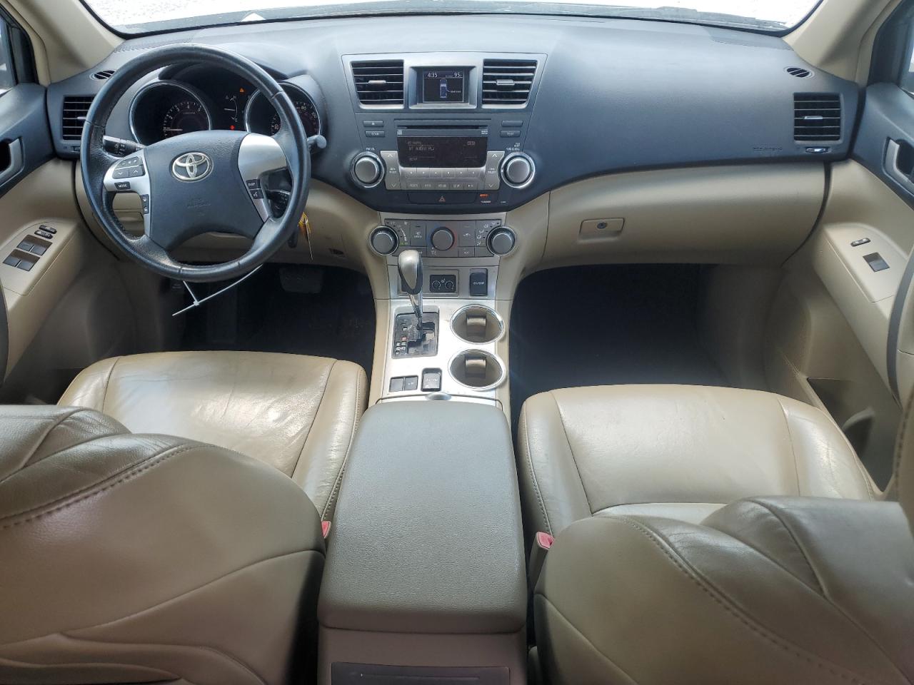 2011 Toyota Highlander Base VIN: 5TDZK3EH1BS031033 Lot: 66757844