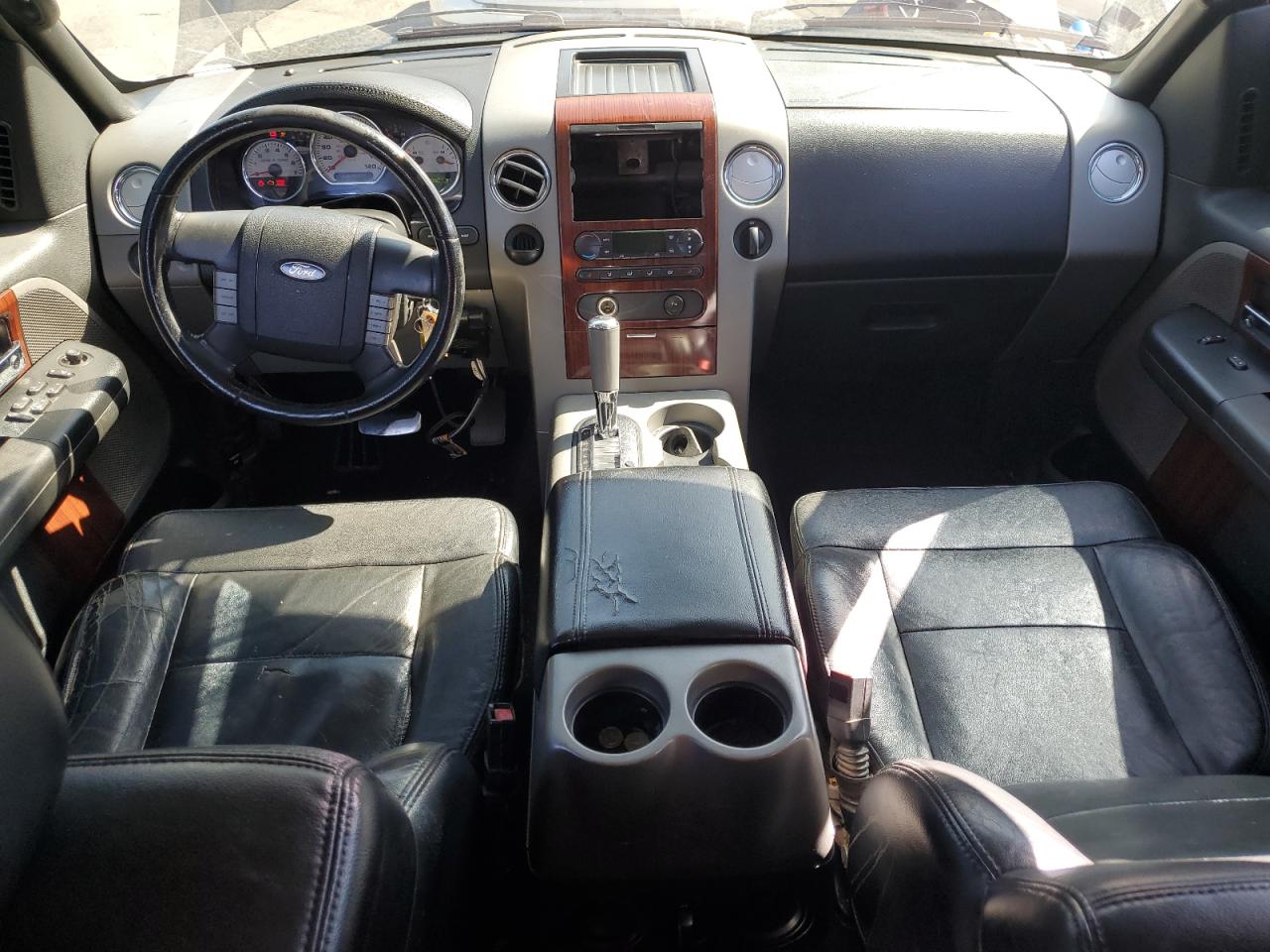 2005 Ford F-150 - Image 8