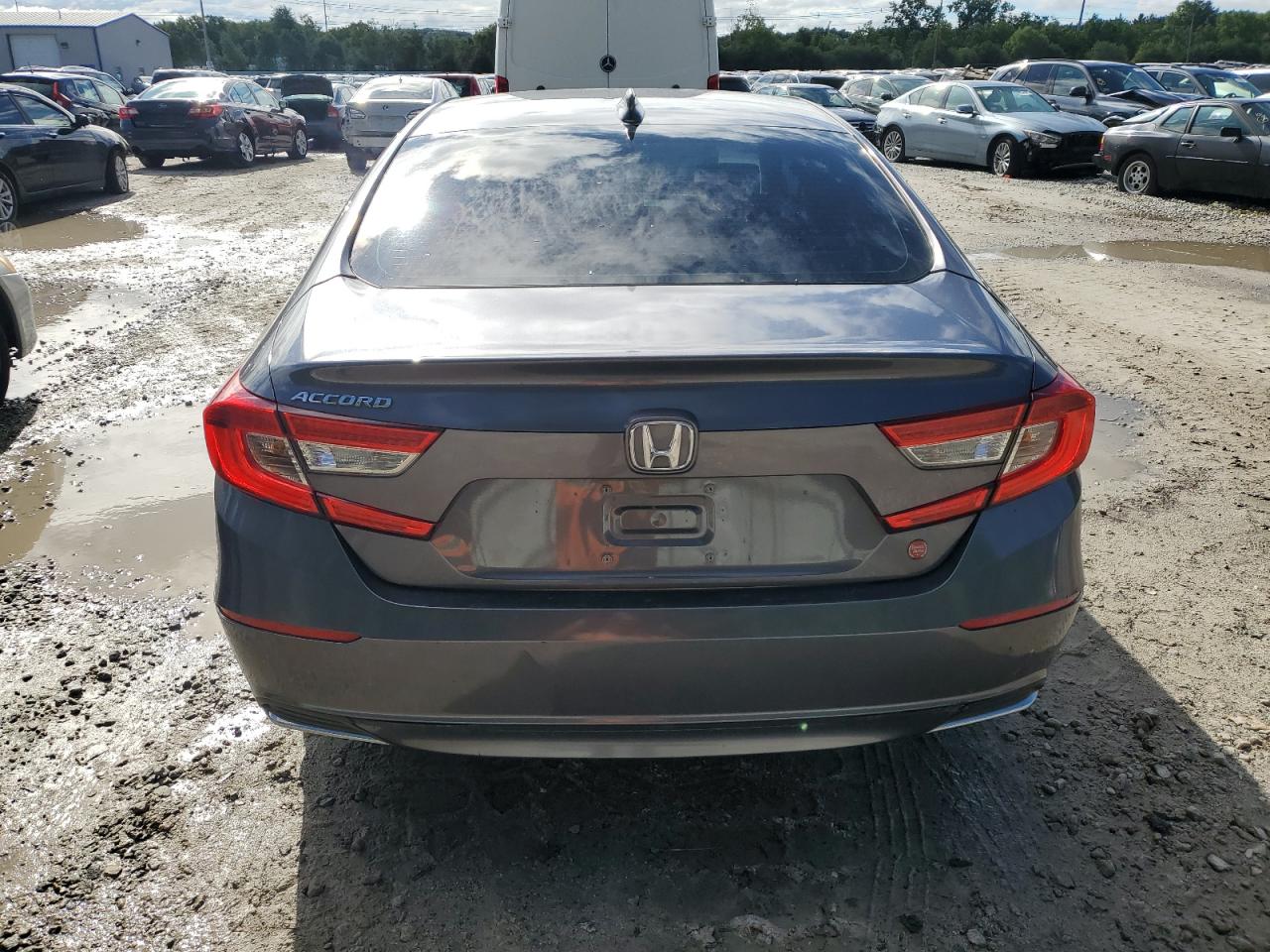 1HGCV1F1XJA078223 2018 Honda Accord Lx