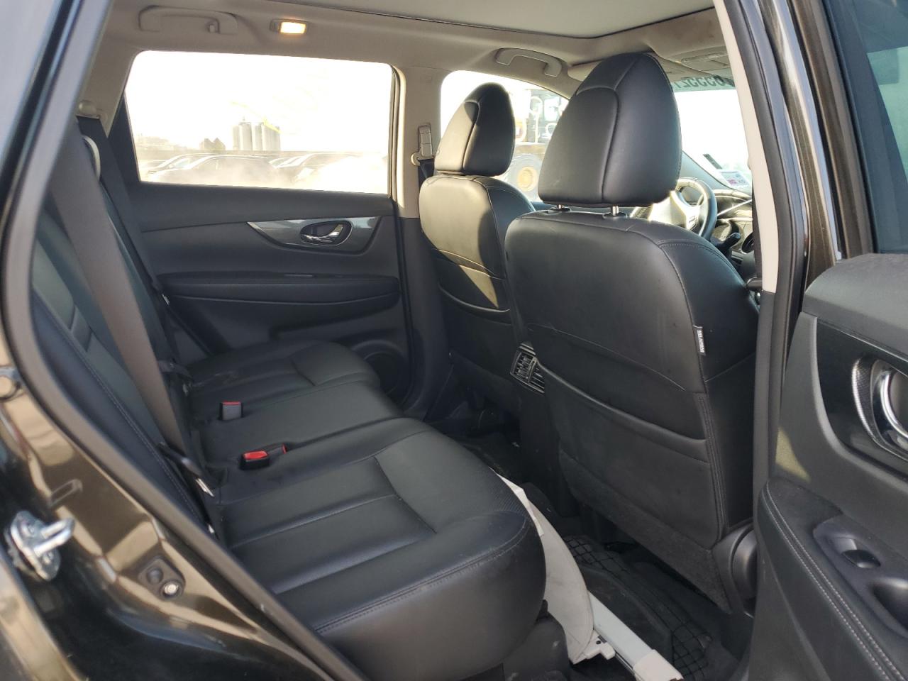 2015 Nissan Rogue S VIN: 5N1AT2MT9FC829938 Lot: 65552754