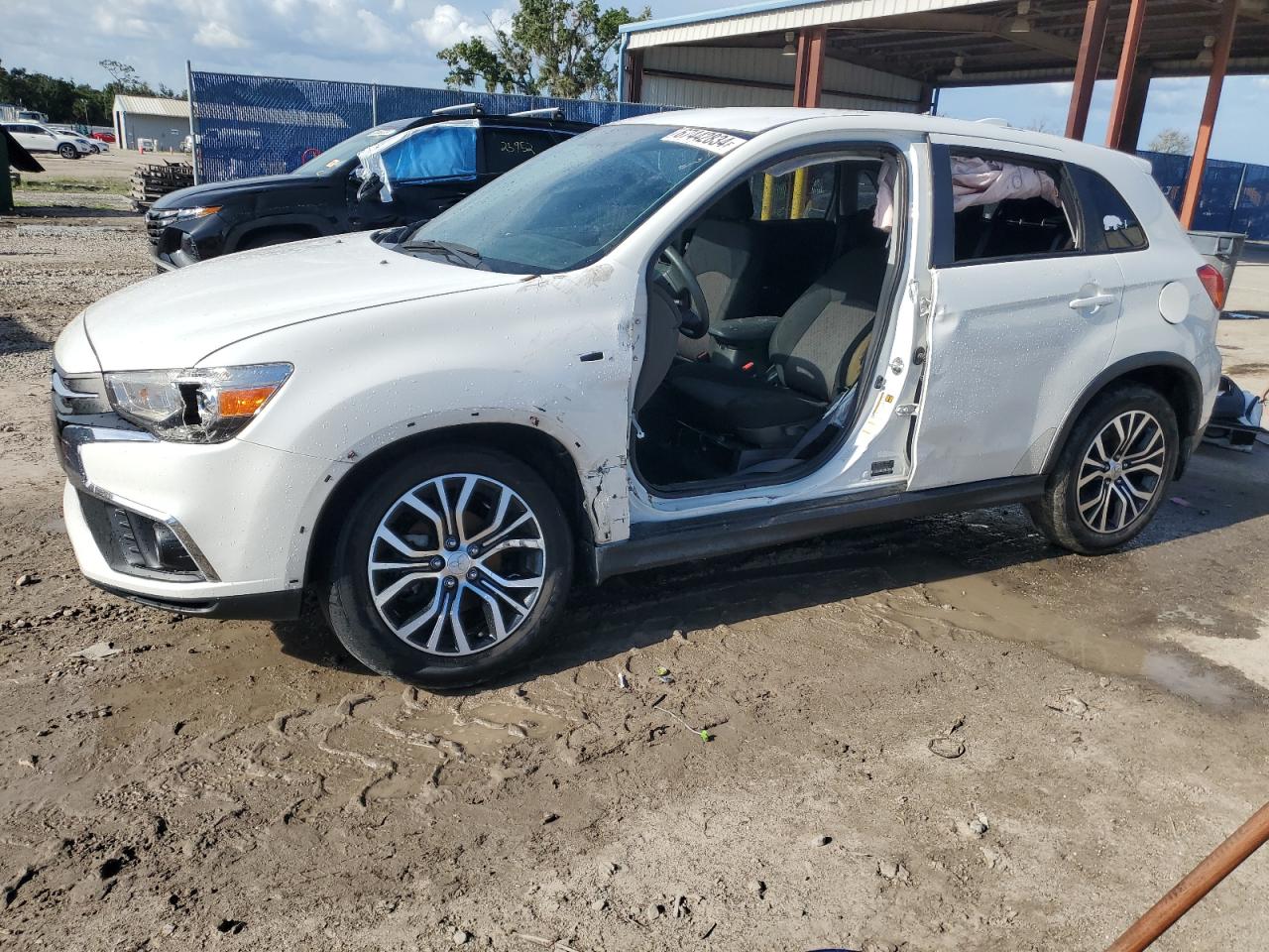 VIN JA4AP3AU3JU023960 2018 MITSUBISHI OUTLANDER no.1