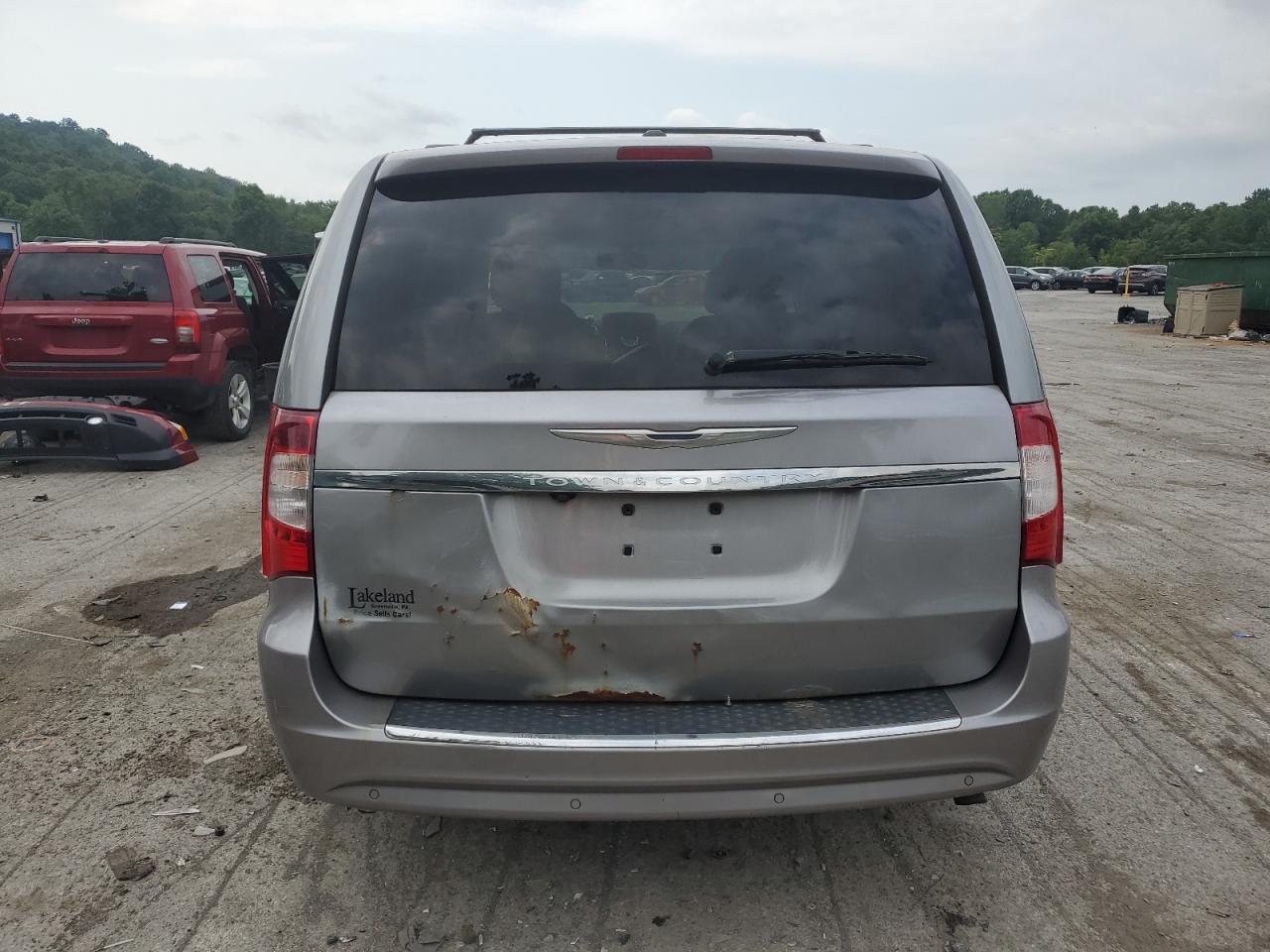 2014 Chrysler Town & Country Touring L VIN: 2C4RC1CG9ER377758 Lot: 65945814