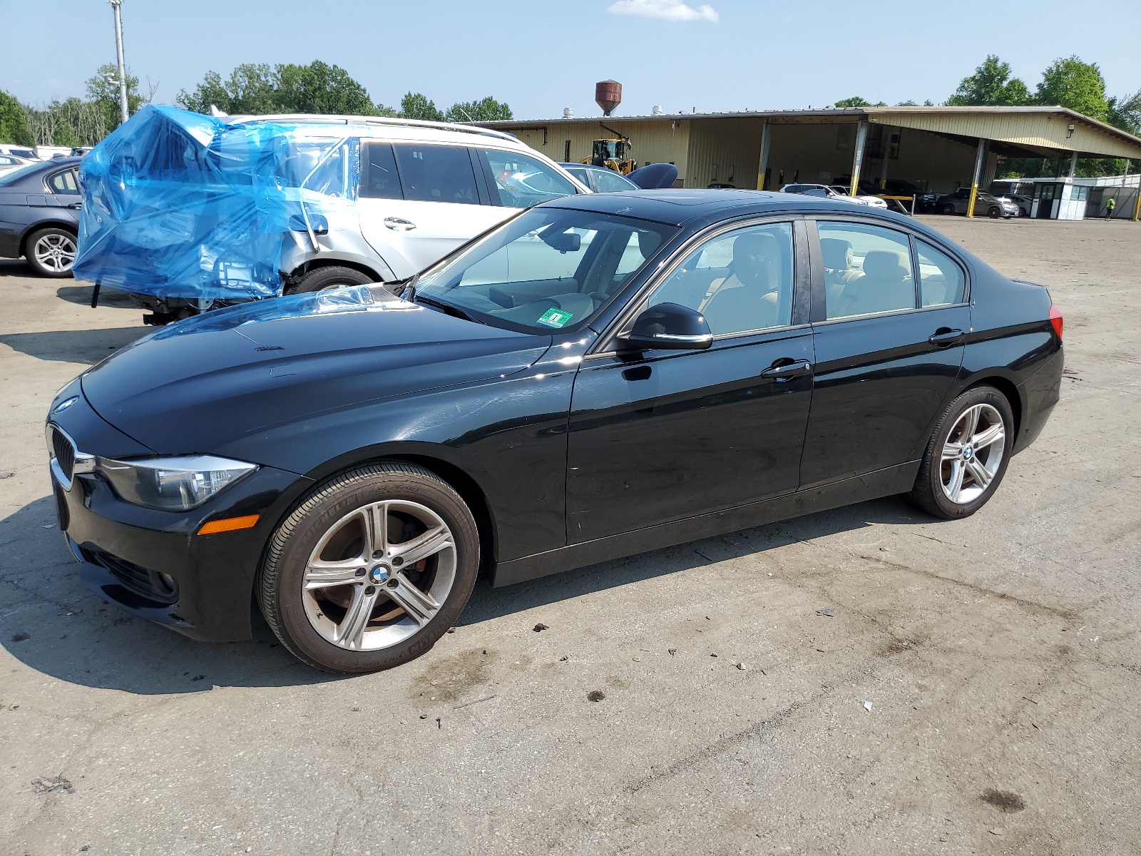 2013 BMW 328 Xi Sulev vin: WBA3B5C54DF592899