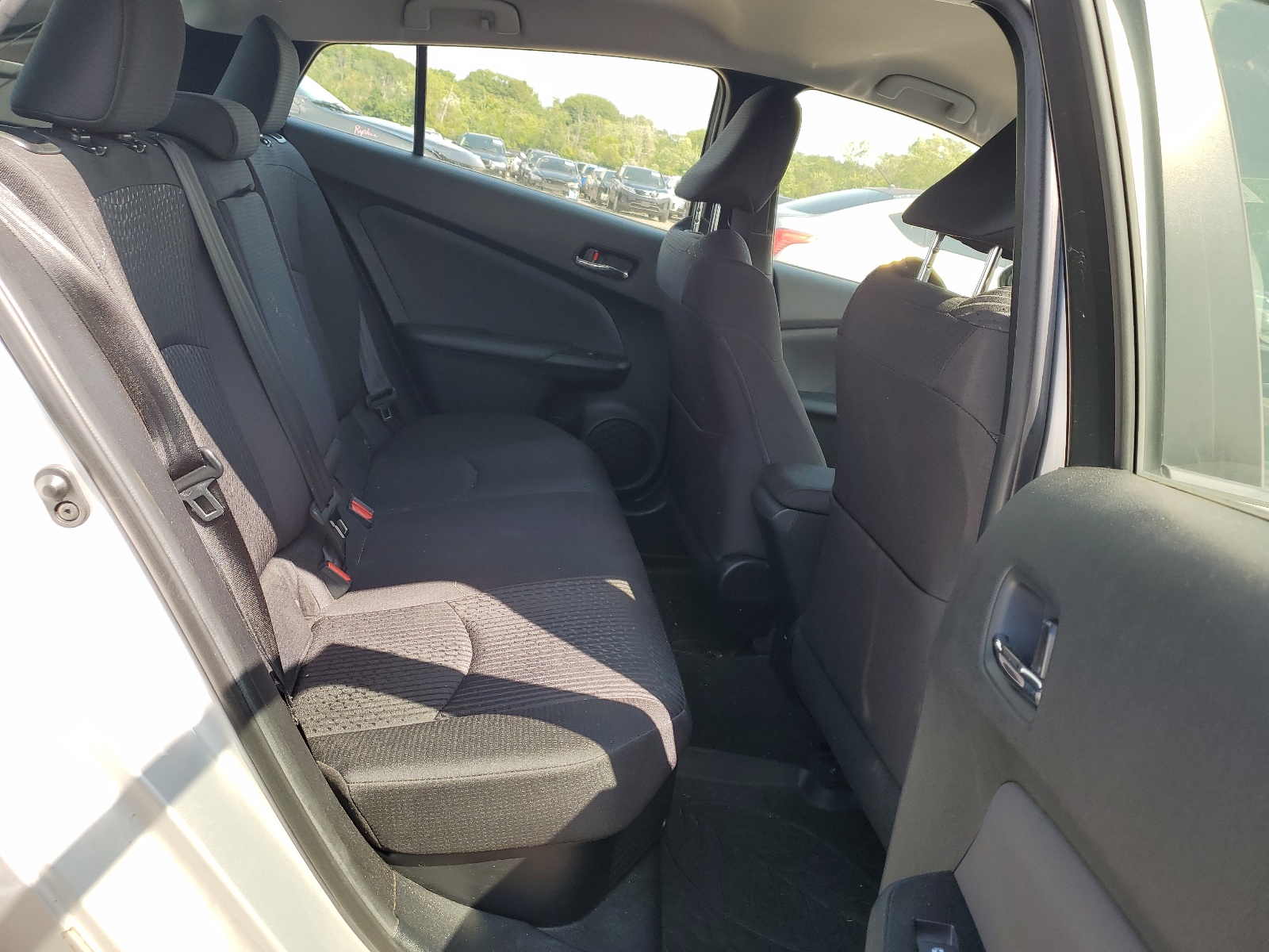 JTDKARFU4G3017946 2016 Toyota Prius