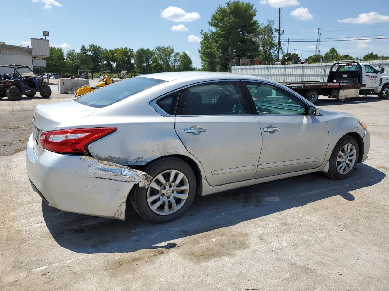 2016 Nissan Altima - Image 3