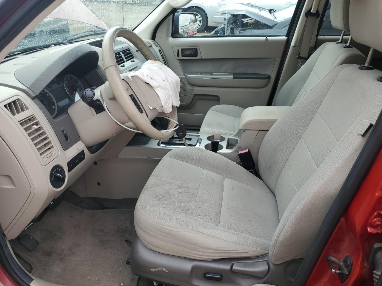 2010 Ford Escape - Image 7