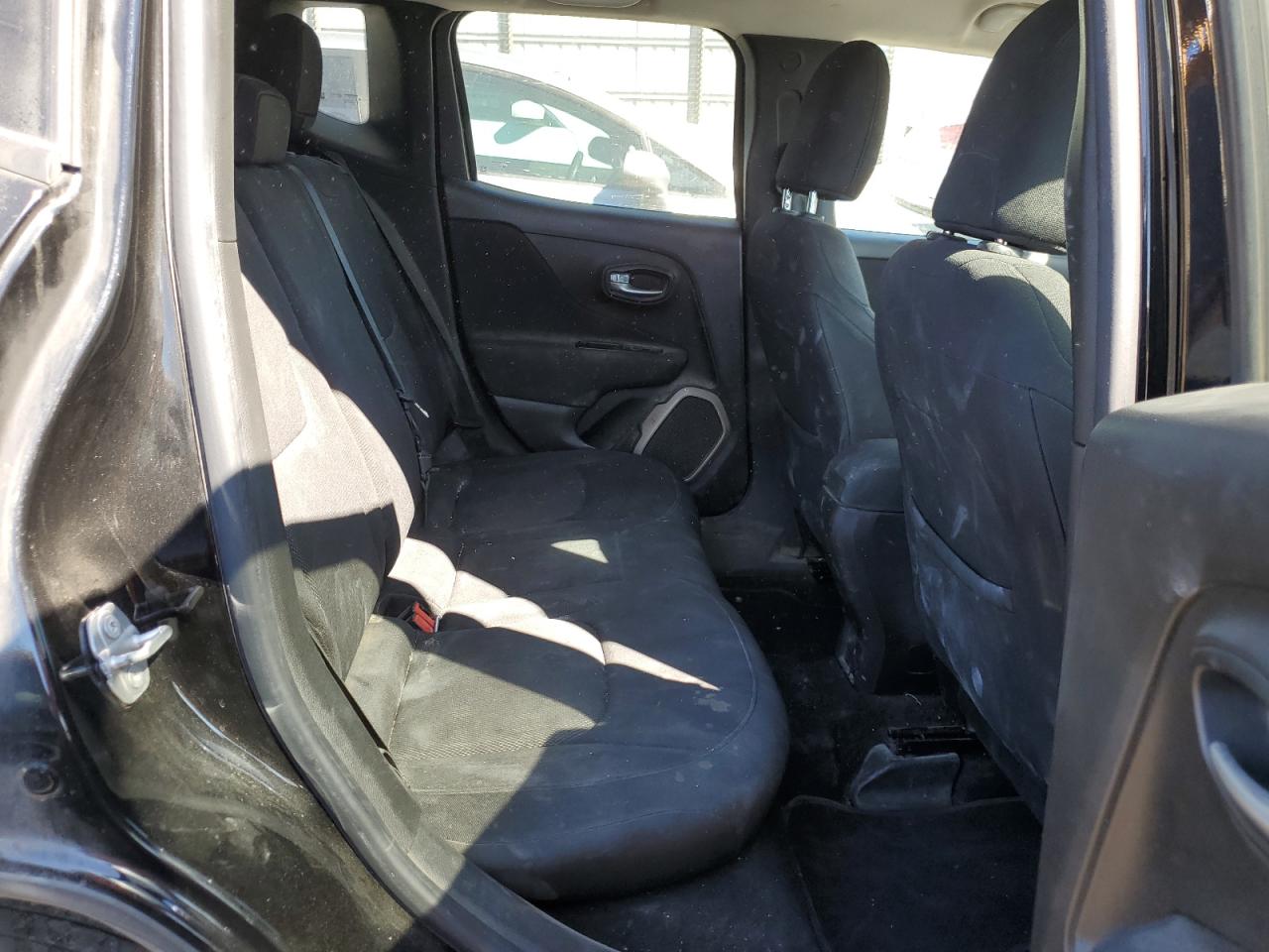 2016 Jeep Renegade Latitude VIN: ZACCJABTXGPD64261 Lot: 68055594