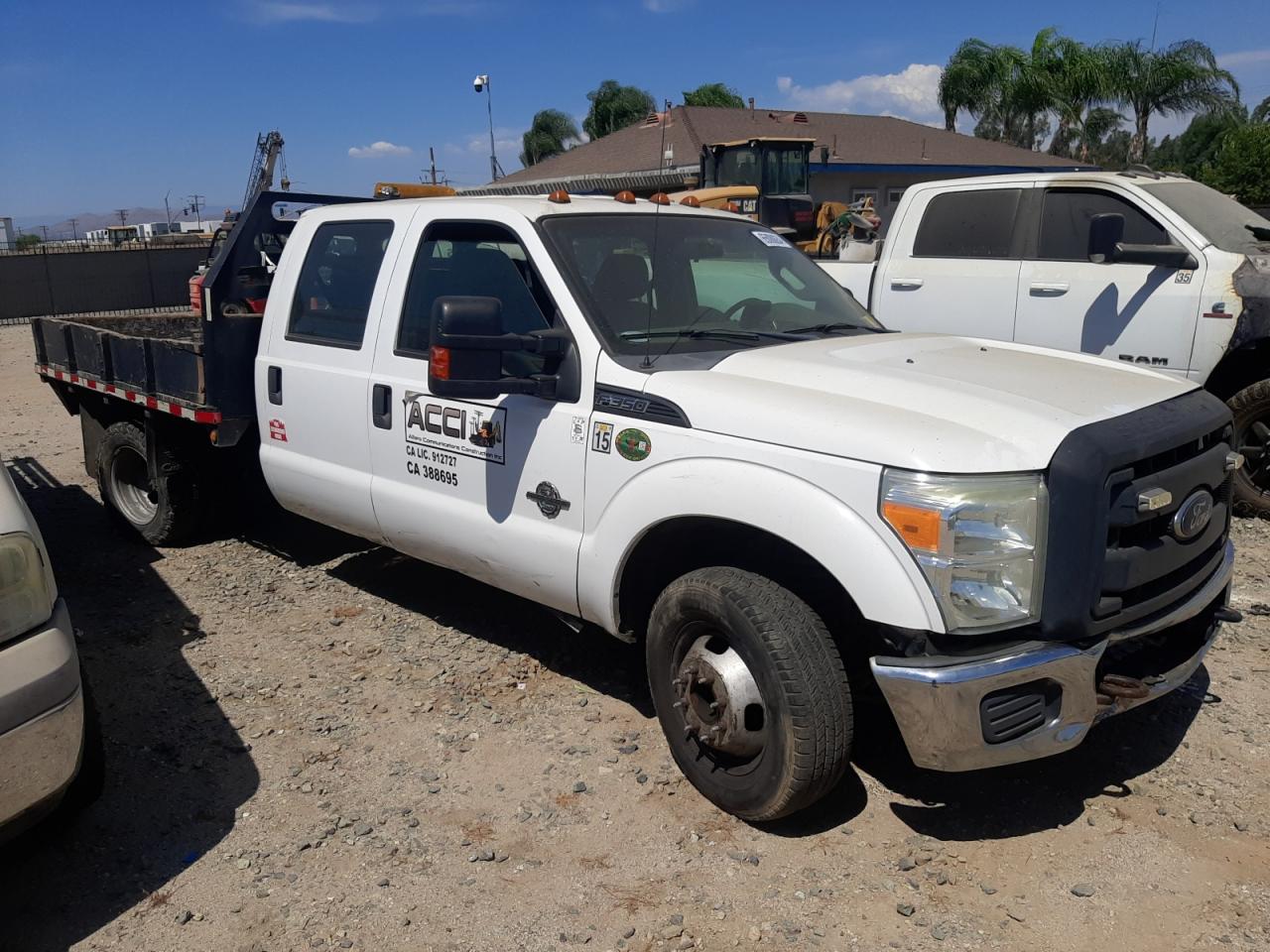 2015 Ford F350 - Image 4
