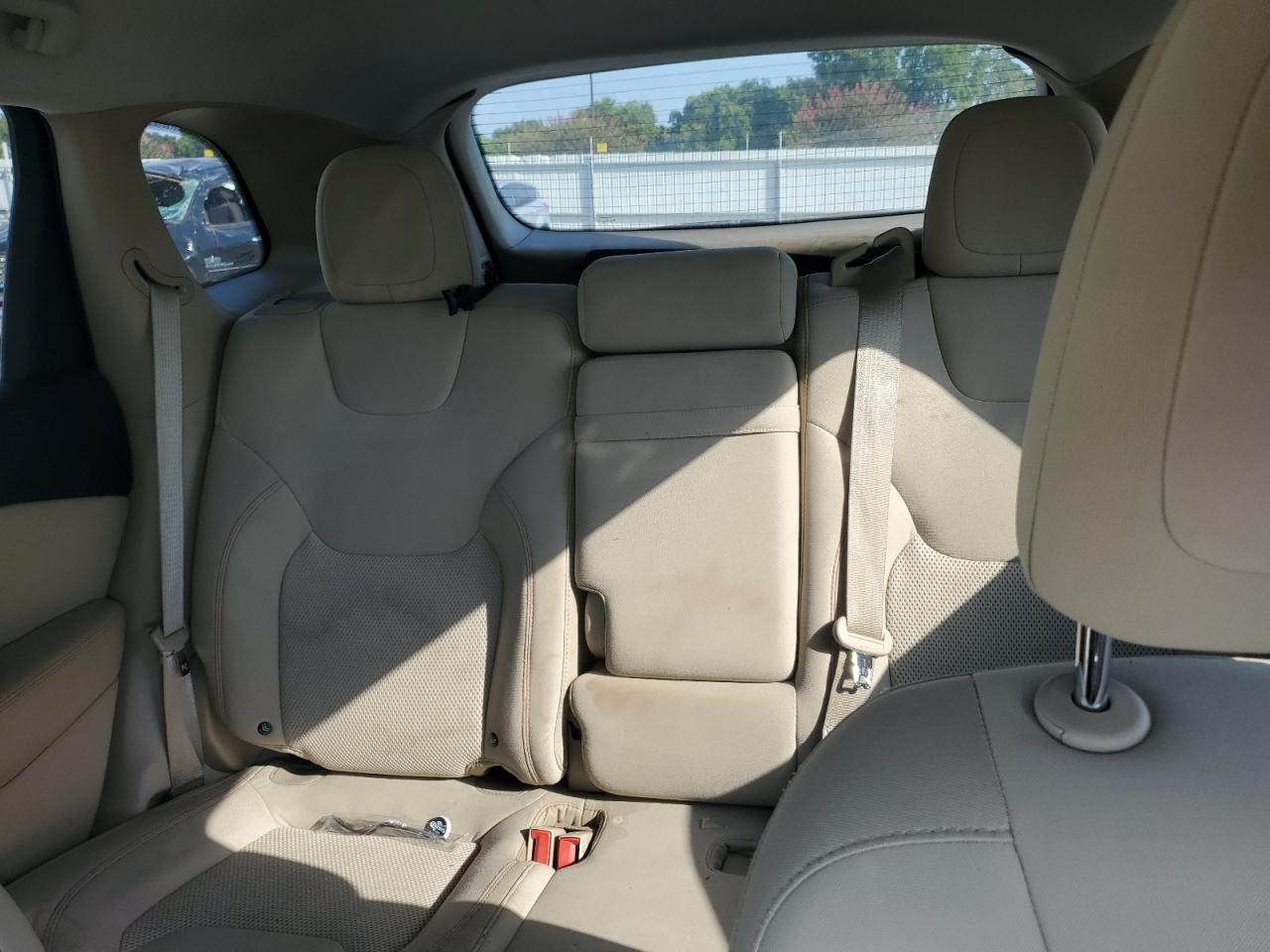 2019 Jeep Grand Cherokee - Image 10