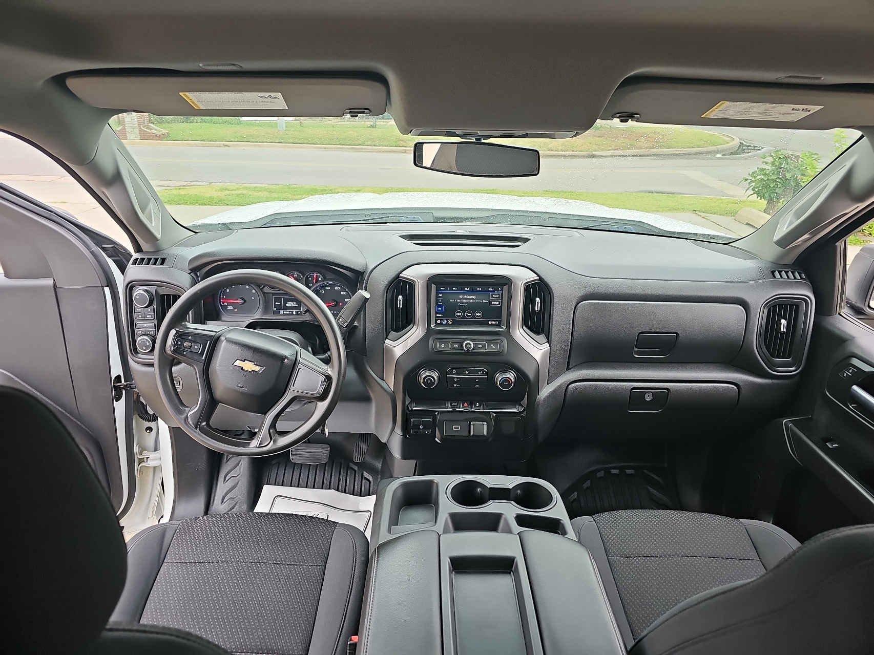 2020 Chevrolet Silverado K1500 vin: 3GCUYAEF7LG335852