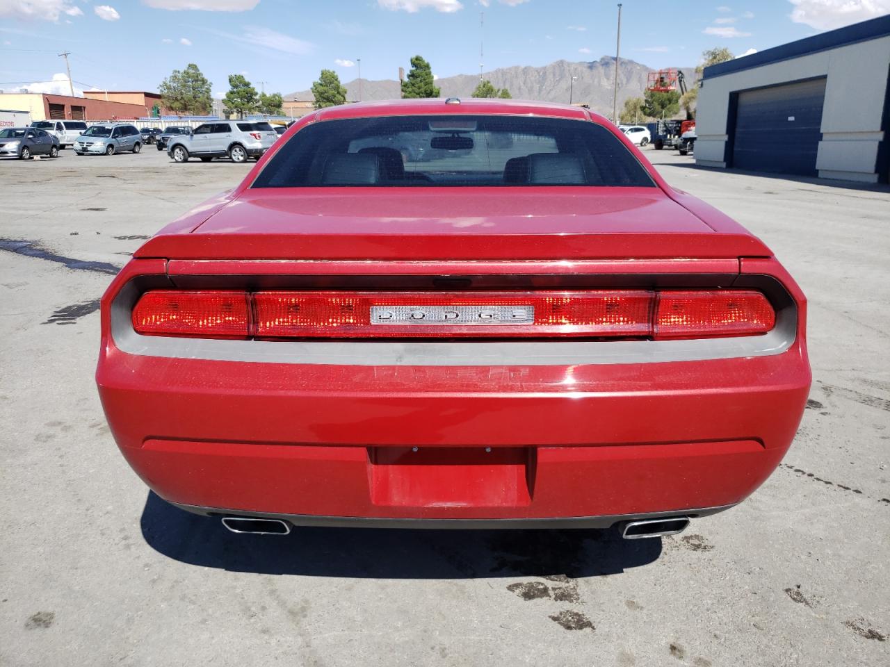 2011 Dodge Challenger VIN: 2B3CJ4DG4BH565828 Lot: 68815854