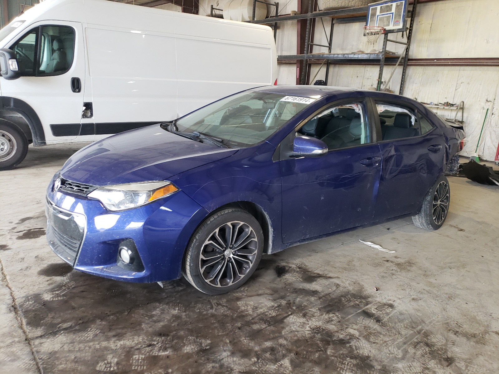 2014 Toyota Corolla L vin: 5YFBURHE0EP160037