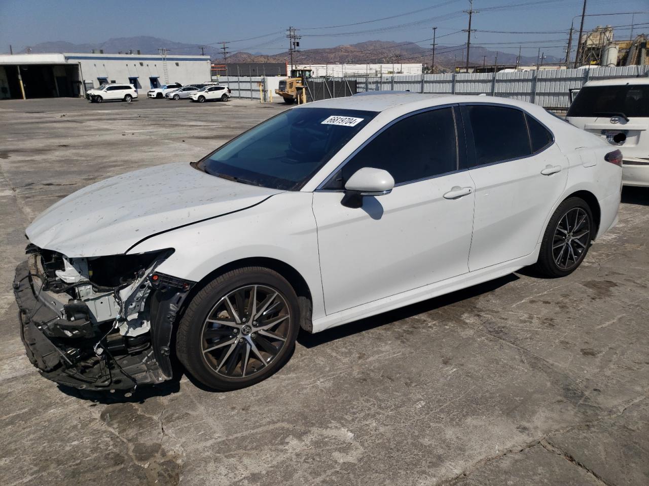 4T1G11AK3RU215925 2024 TOYOTA CAMRY - Image 1