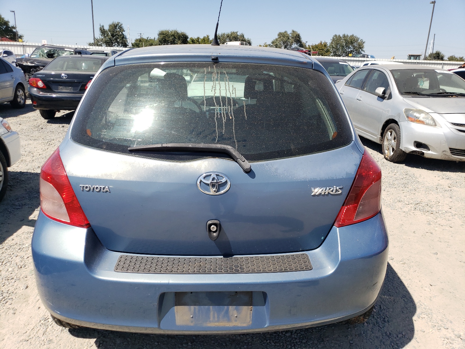 JTDJT923975064073 2007 Toyota Yaris