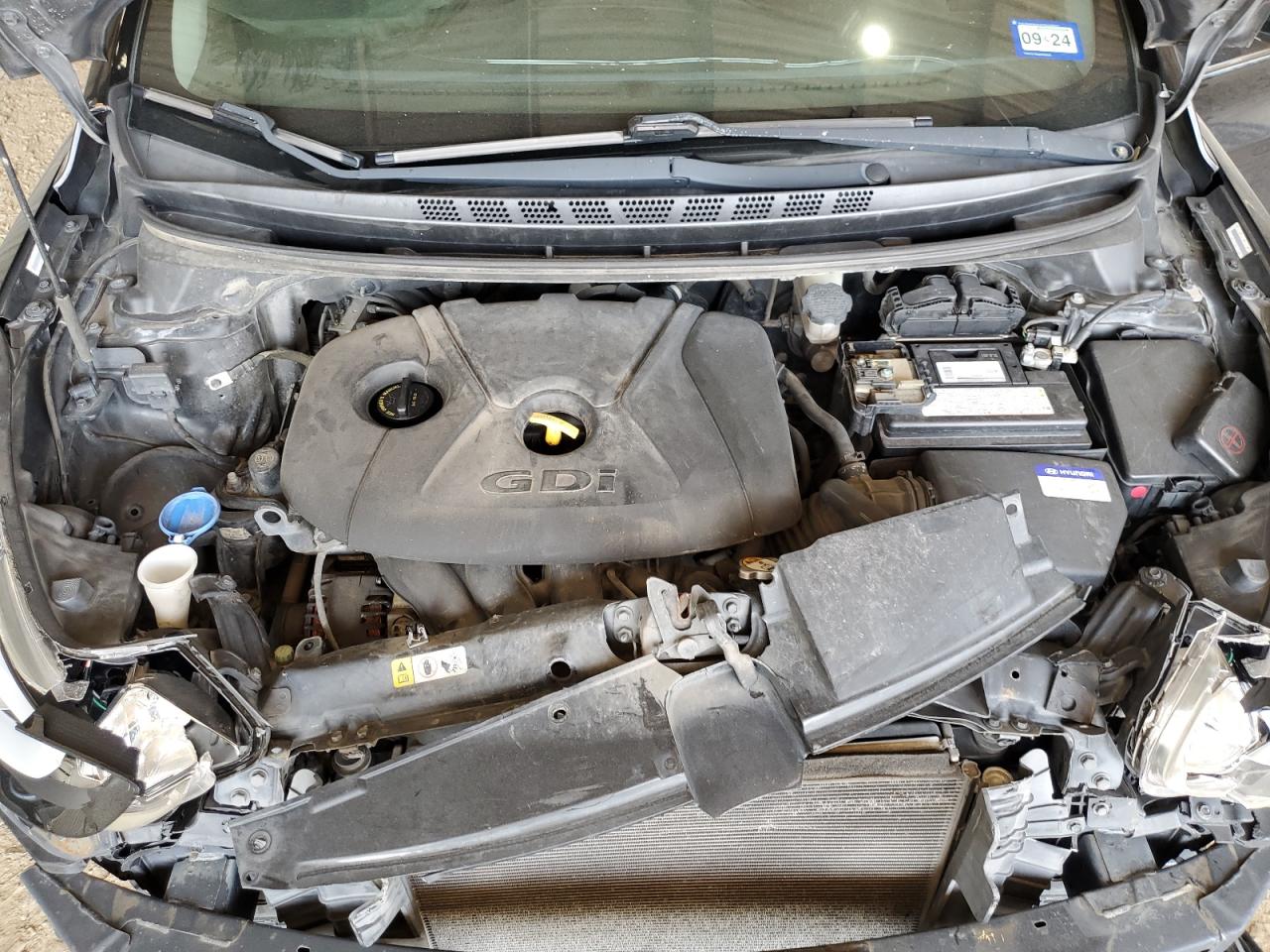 2014 Hyundai Elantra - Image 11