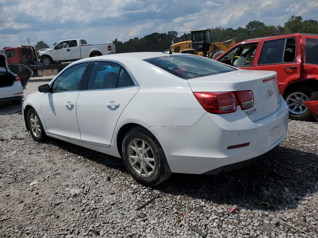 VIN 1G11A5SL2EF147357 2014 CHEVROLET MALIBU no.2